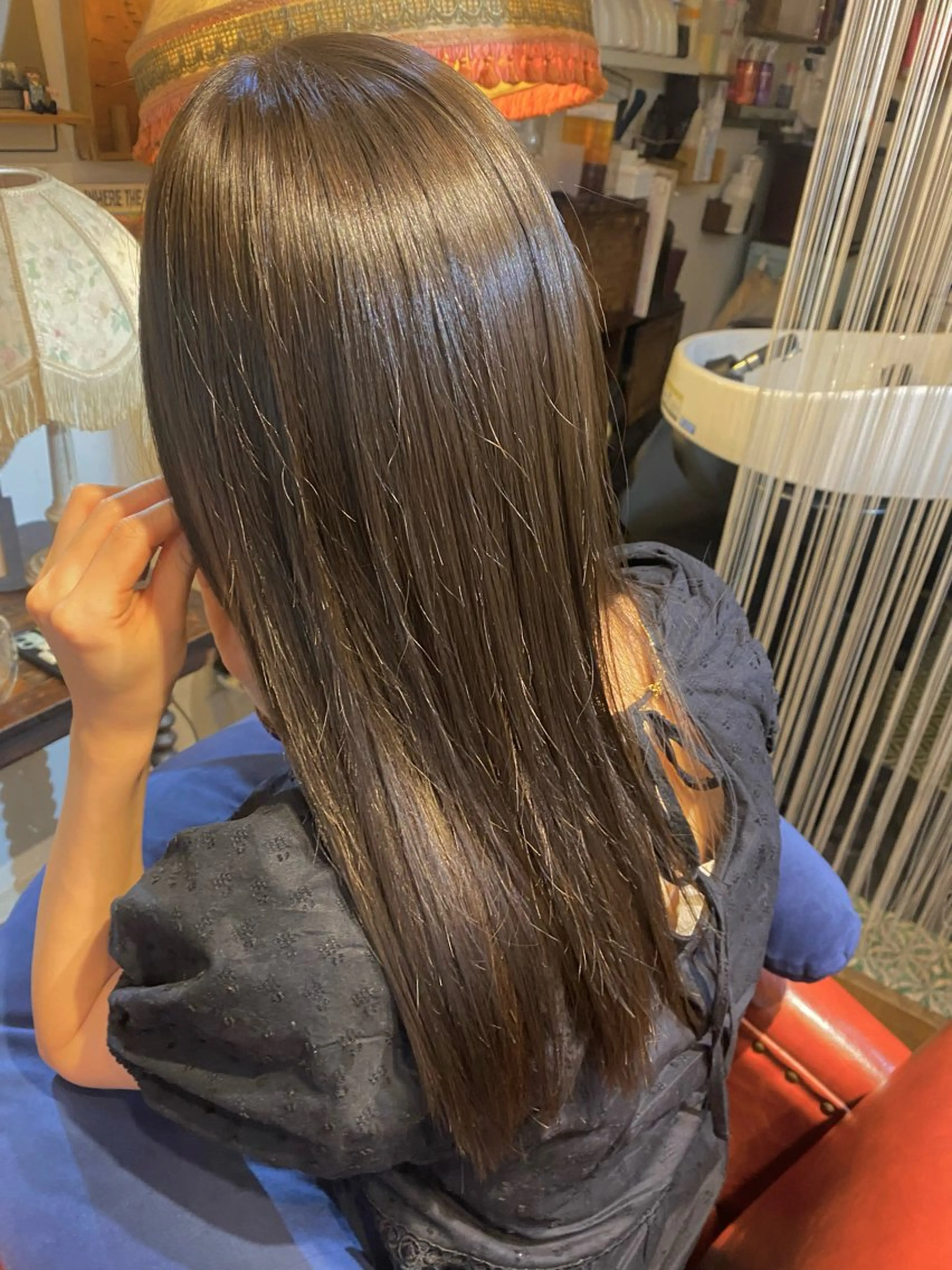 セミロング カラー カット ヘアカラー トリートメント ヤスザトアヤノ ／レイヤー／オリーブのヘアスタイル