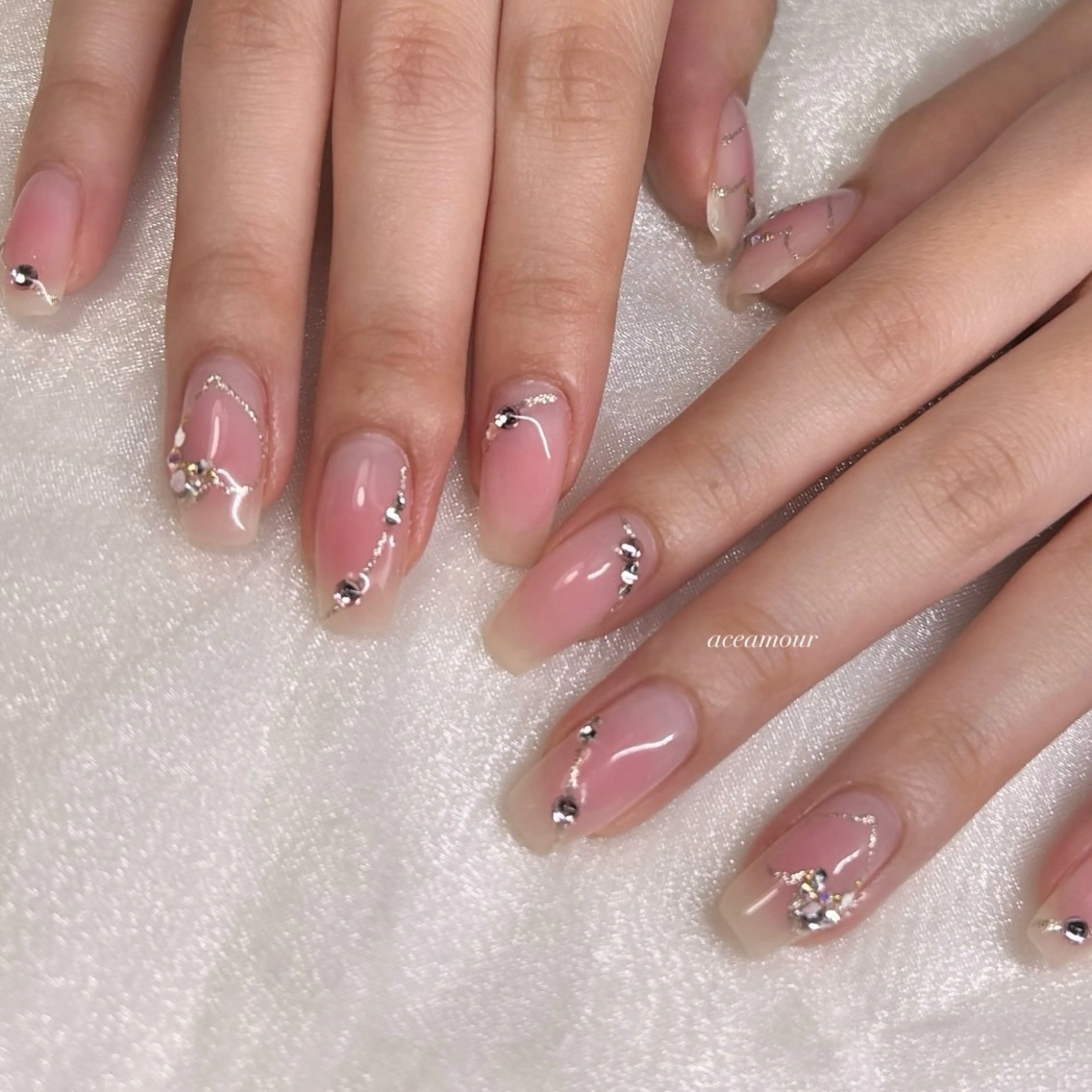 ネイル ハンドネイル ネイル/耳つぼ /新ホワイトニングのネイルデザイン