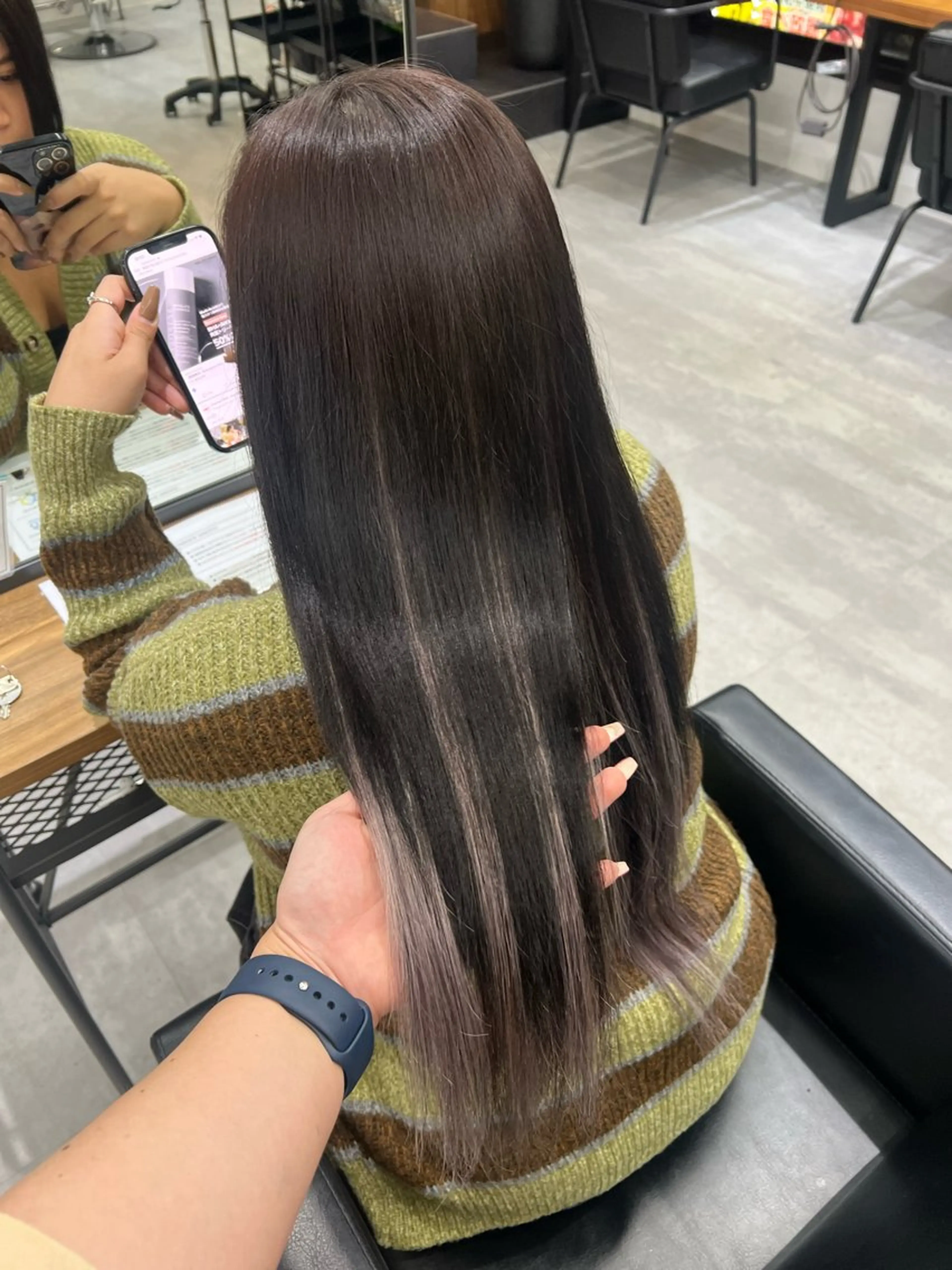 ロング カラー シールエクステ 黒髪 グラデーションカラー シルバー エクステ カットモデル募集 八王子/kyocoのヘアスタイル