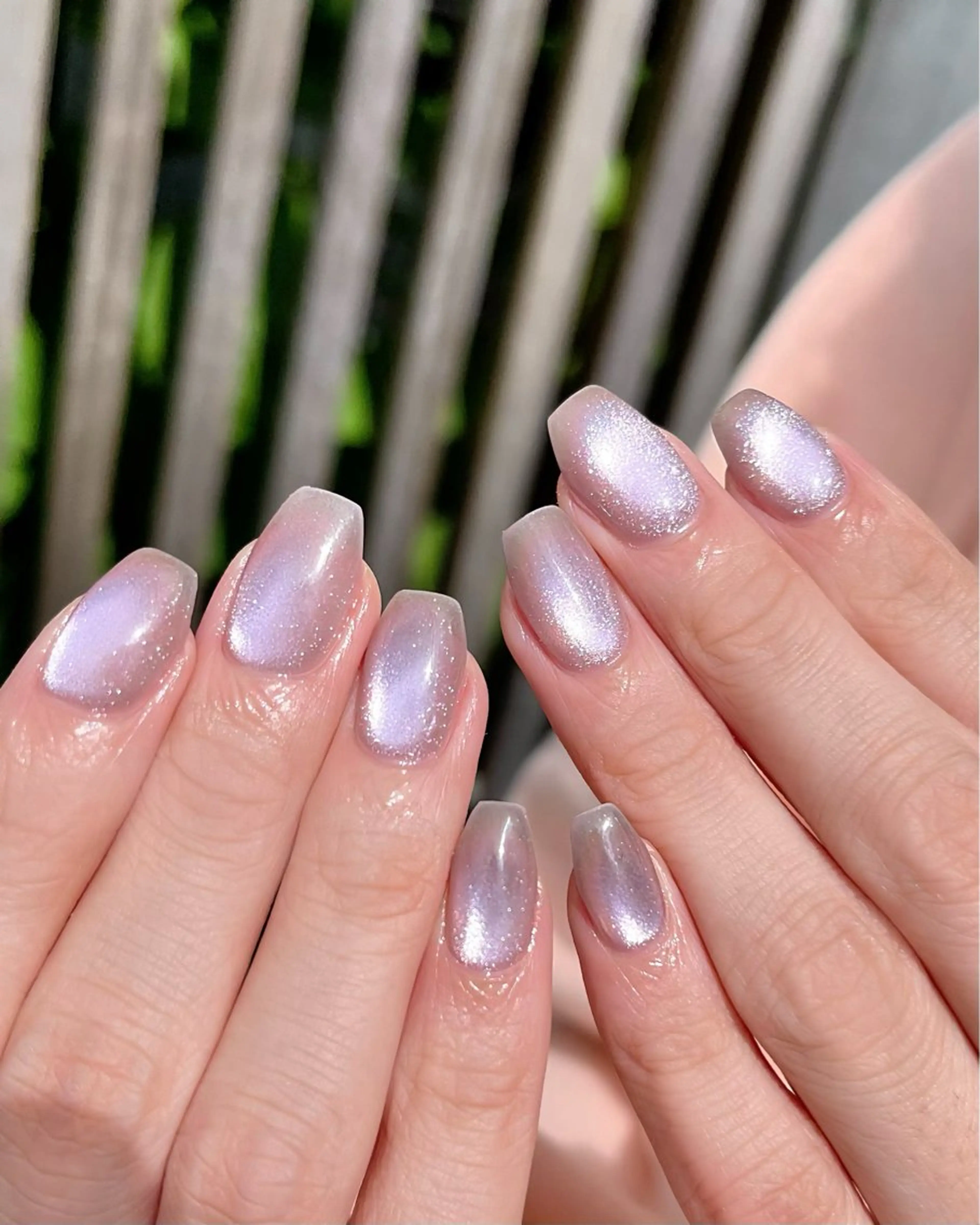 ネイル キラキラネイル マグネットネイル パープル ハンドネイル ハンドケア 🎀NAIL🎀 AI🪄︎︎◝✩のネイルデザイン