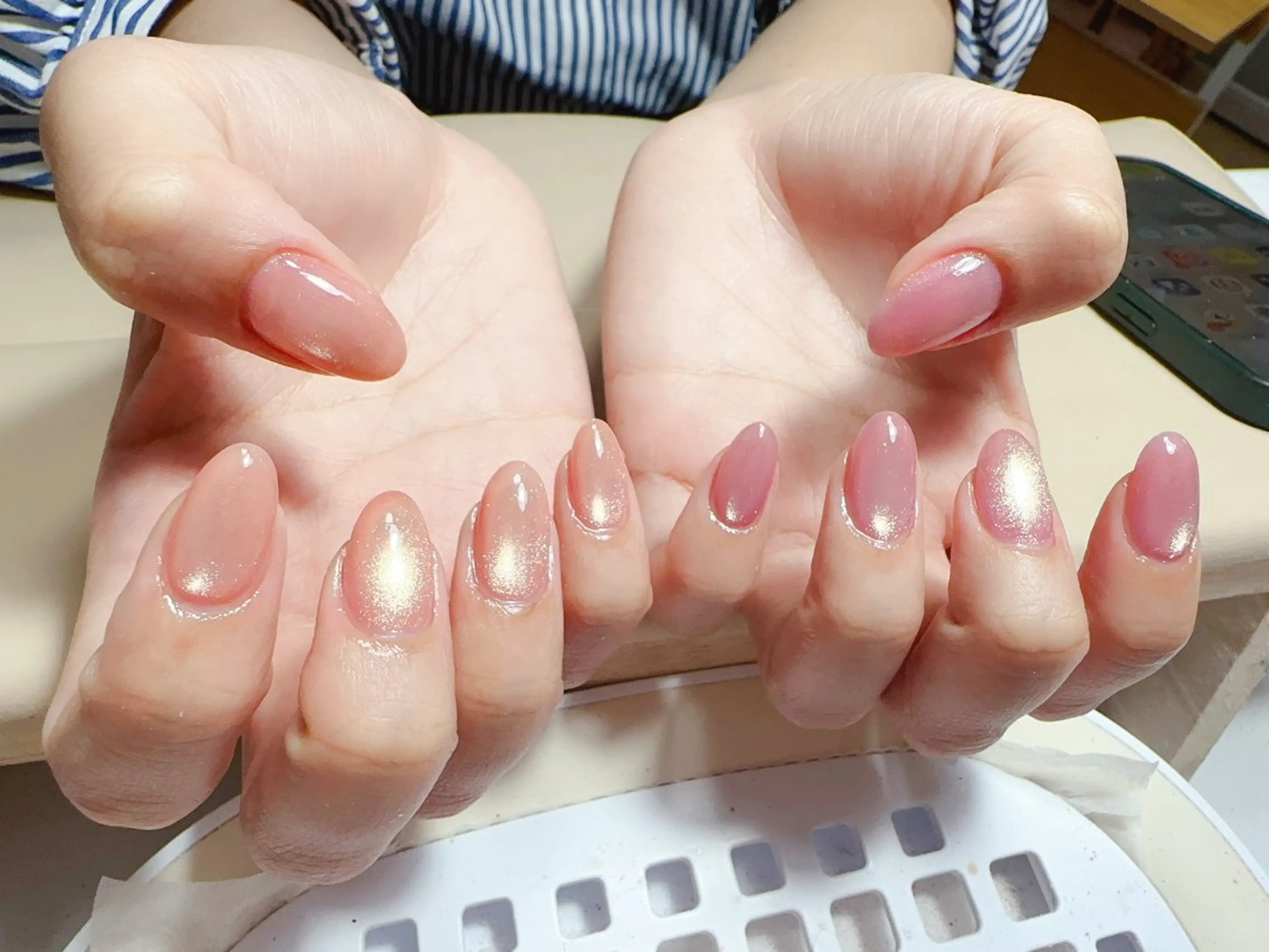 ネイル ハンドネイル NAIL CIRCLESのネイルデザイン