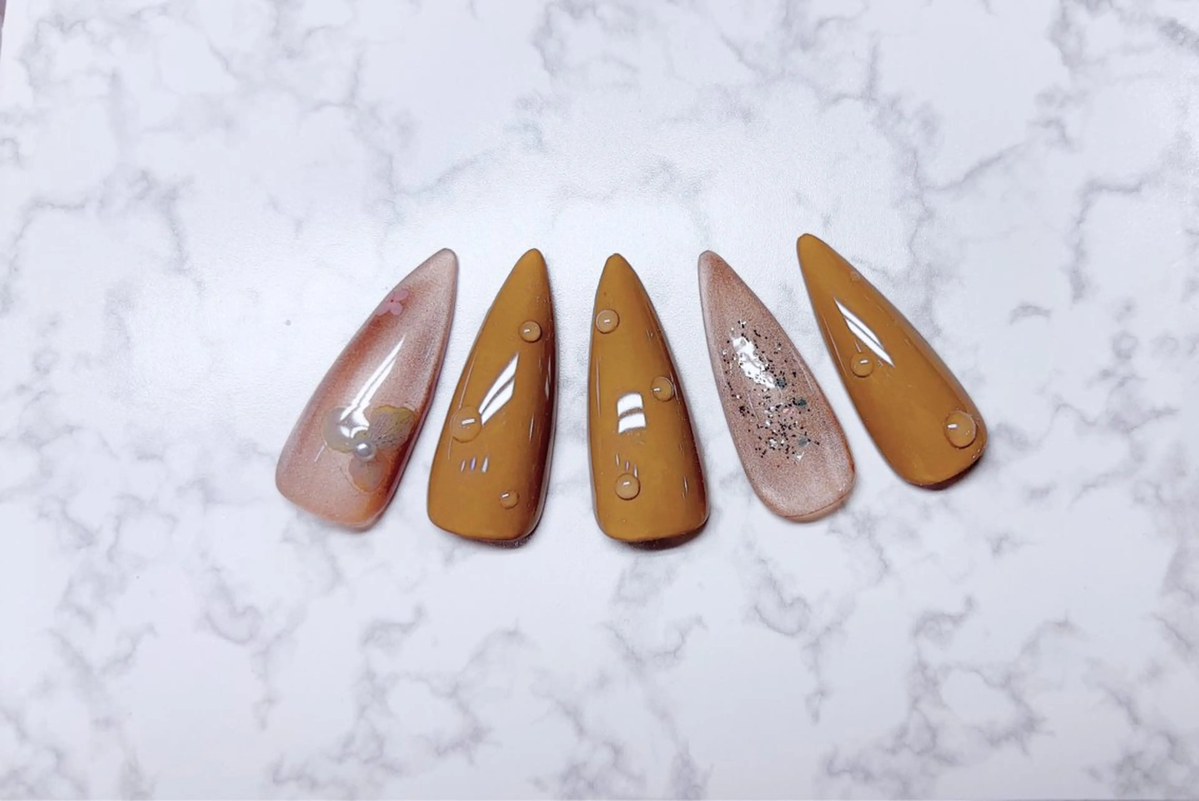 ネイル ハンドネイル H3 Nail Tsuki🦋💙のネイルデザイン