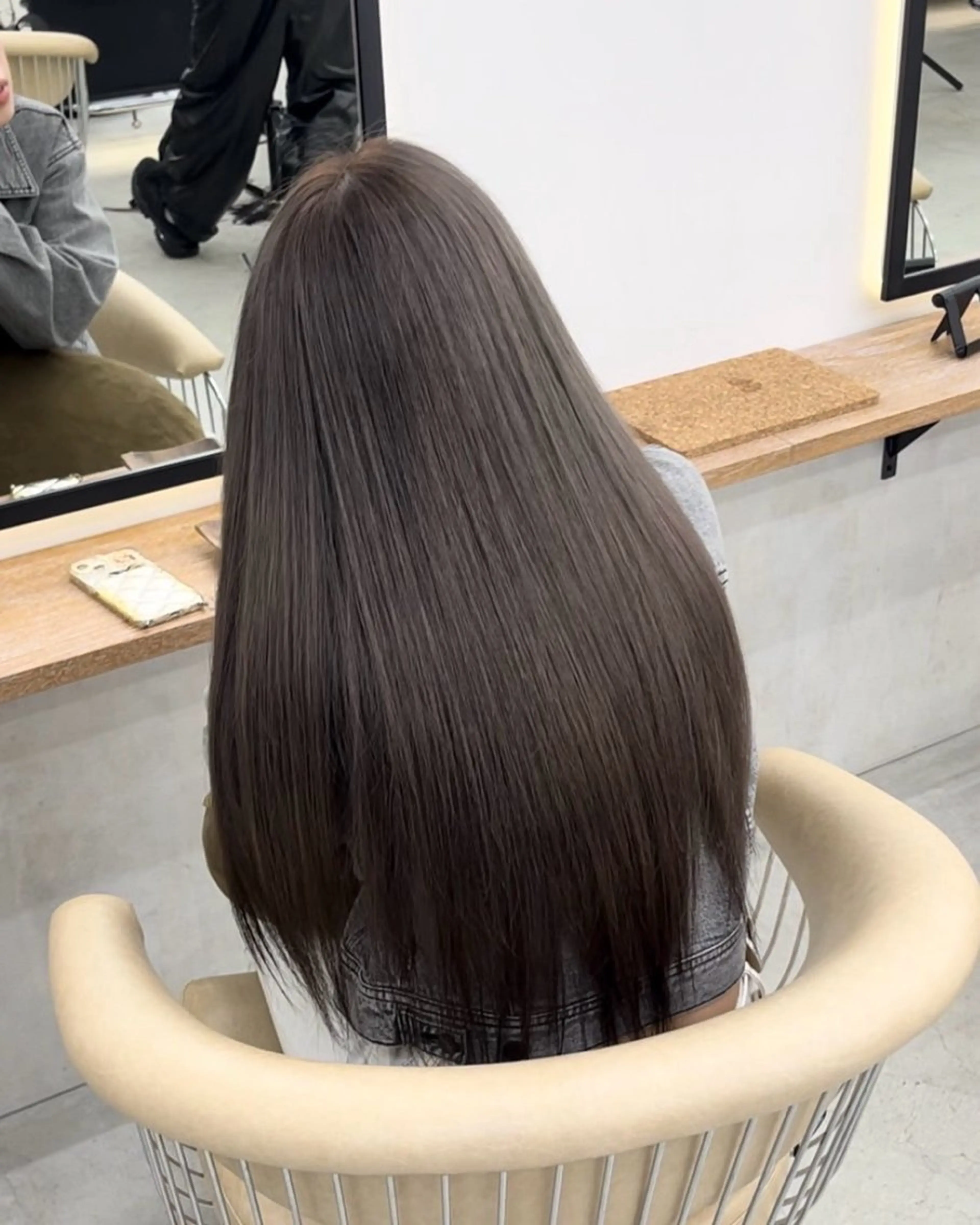 ロング カラー すが みさとのヘアスタイル
