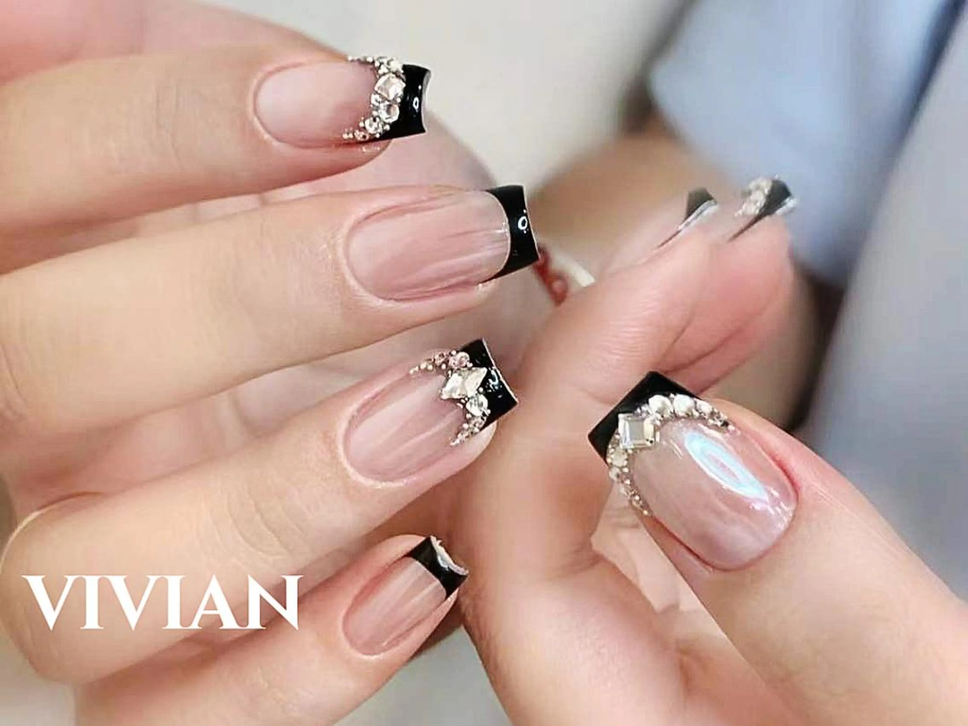 ネイル VIVIAN リサのネイルデザイン