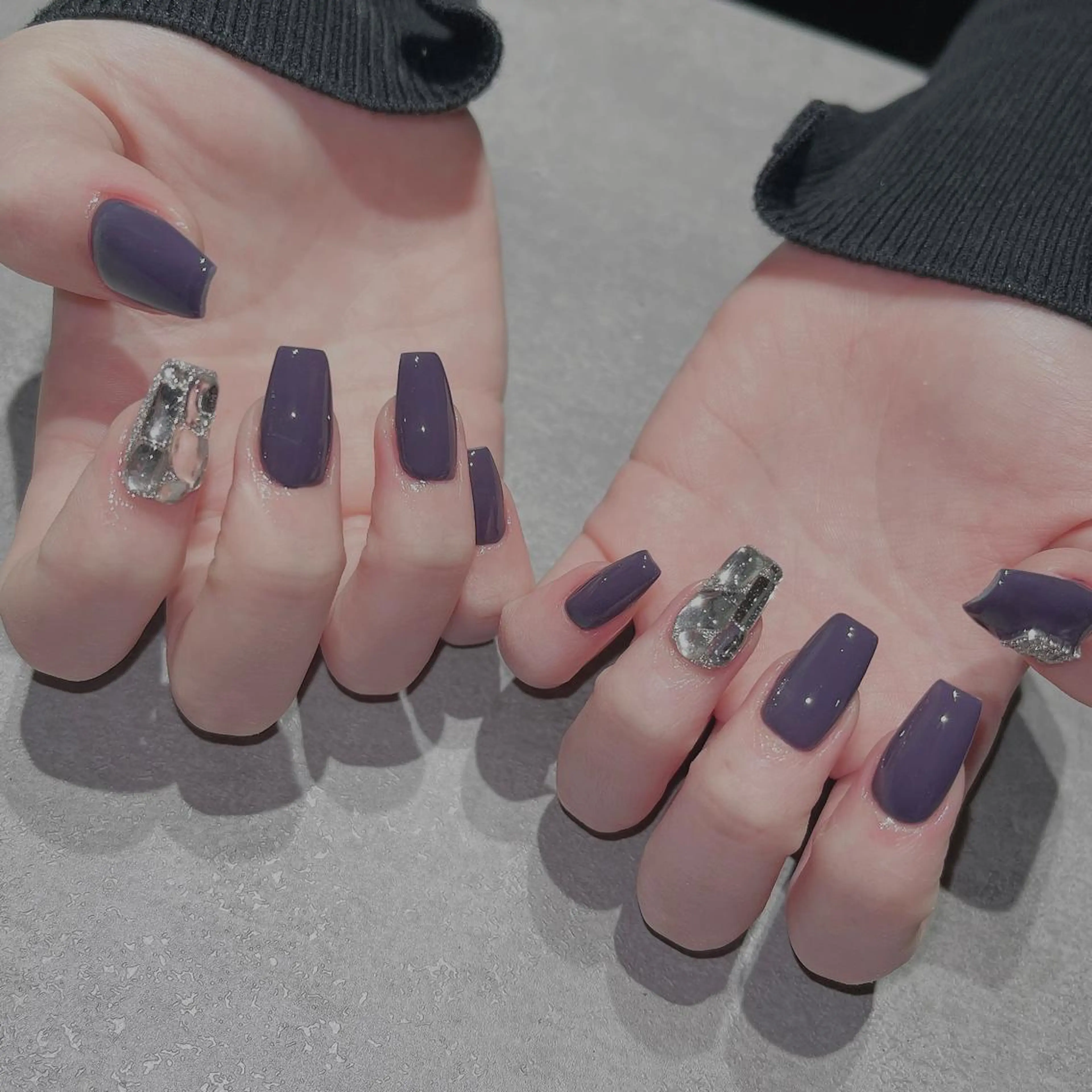 ネイル フットネイル フレンチネイル ジェルネイル ラメ(グリッター) ラメグラデーション ハンドネイル NEO Beauty Salon所属・𝐍𝐄𝐎 𝐉𝐔𝐑𝐈のネイルデザイン