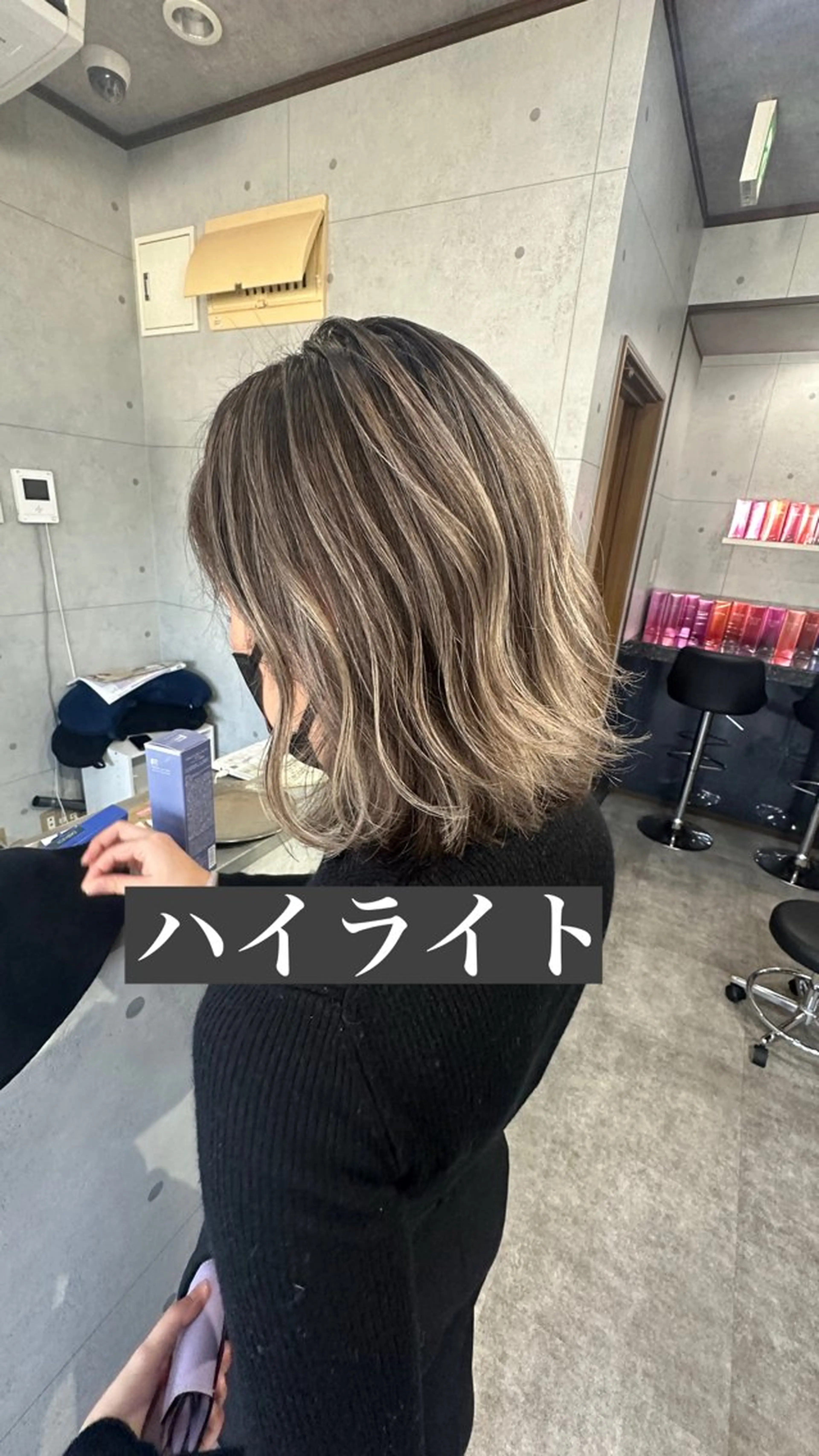 ミディアム ボブ 外国人風カラー ハイライト レイヤーカット REVE所属・馬場  麻応のヘアスタイル