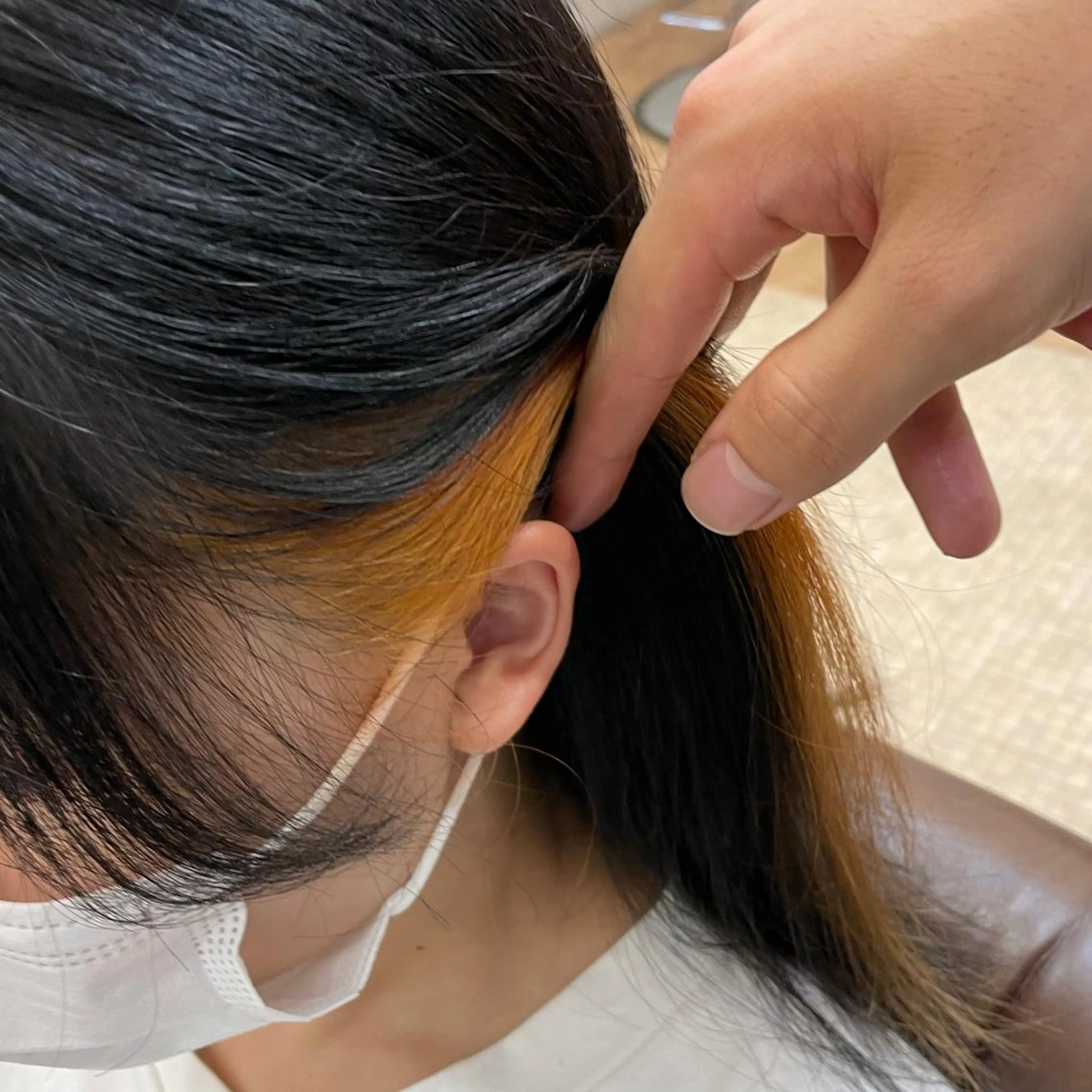 セミロング カラー メンズパーマ 本多のヘアスタイル