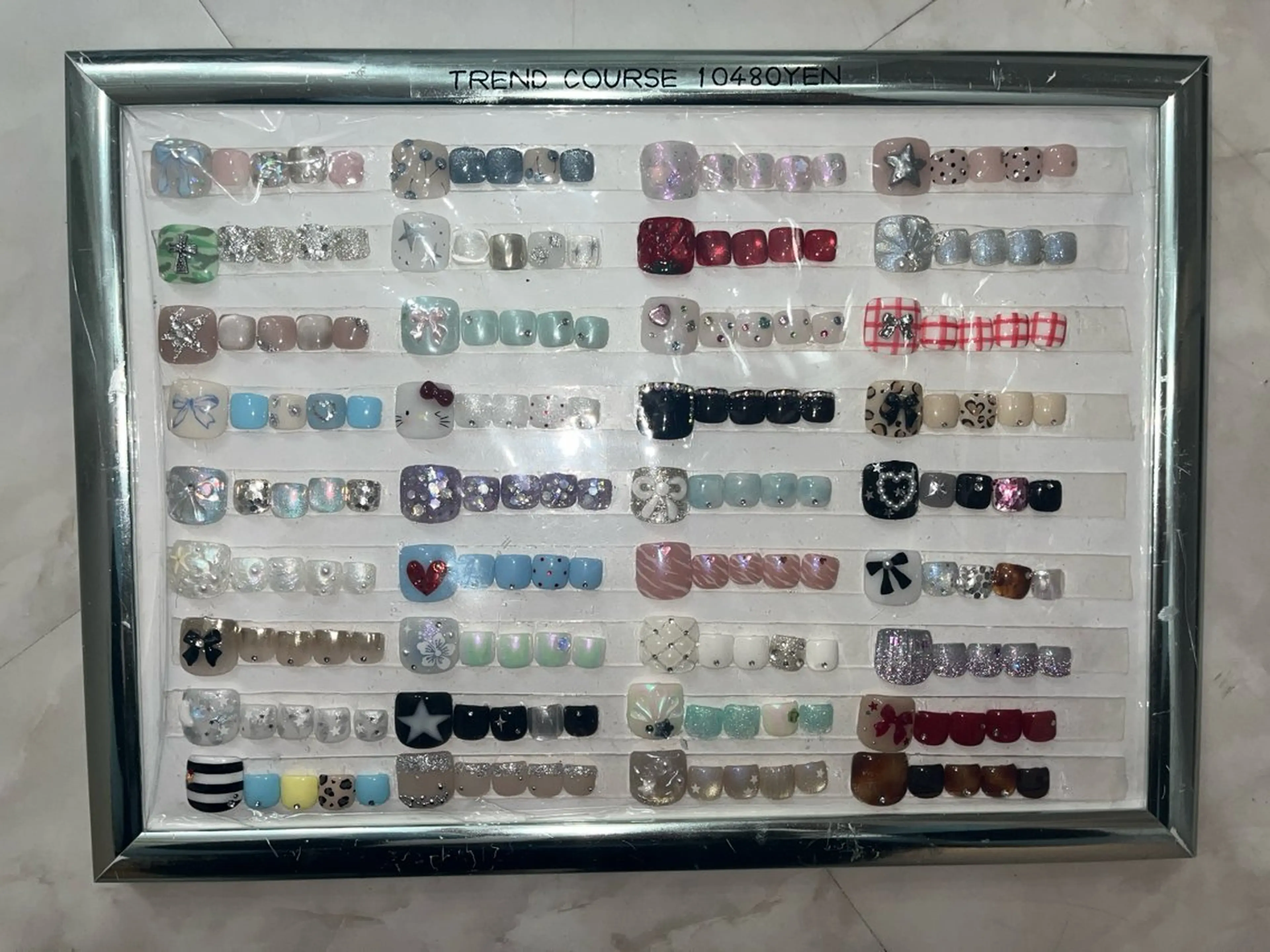 ネイル フットネイル KANA Yのネイルデザイン