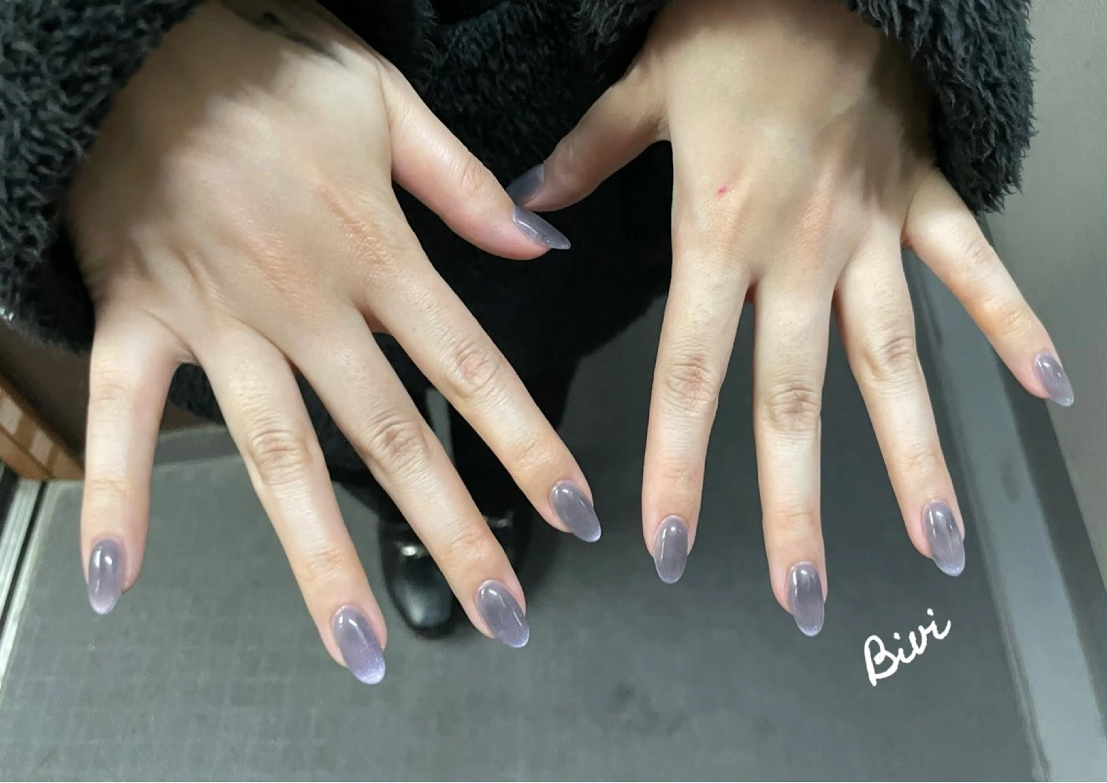 ネイル アートネイル フラッシュネイル ラメ(グリッター) マグネットネイル シルバー ハンドネイル ハンドケア ♡Bivi♡自爪に 優しいネイルサロンのネイルデザイン
