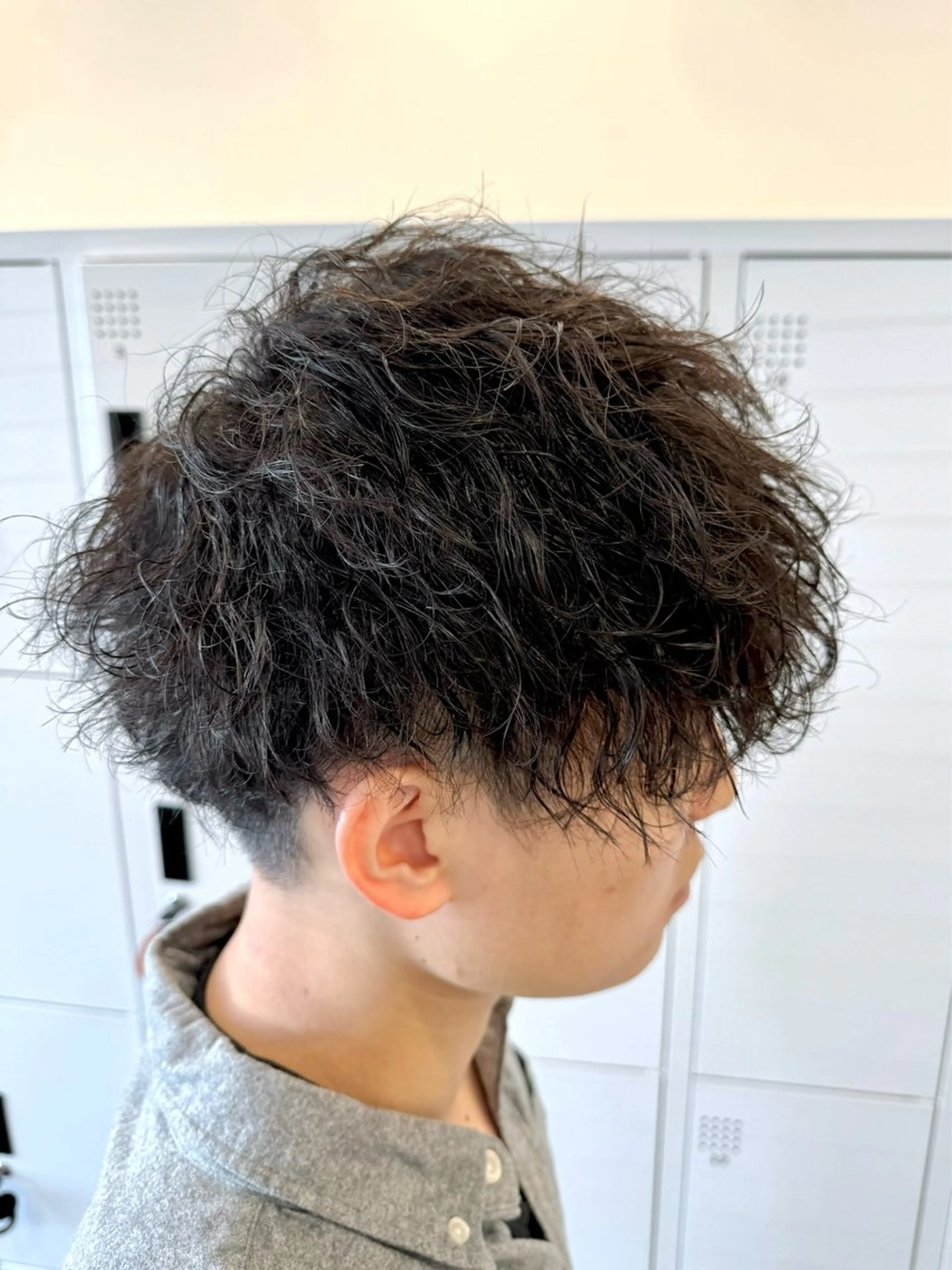 パーマ メンズ メンズパーマ カット パーマ 八木 菜美のヘアスタイル
