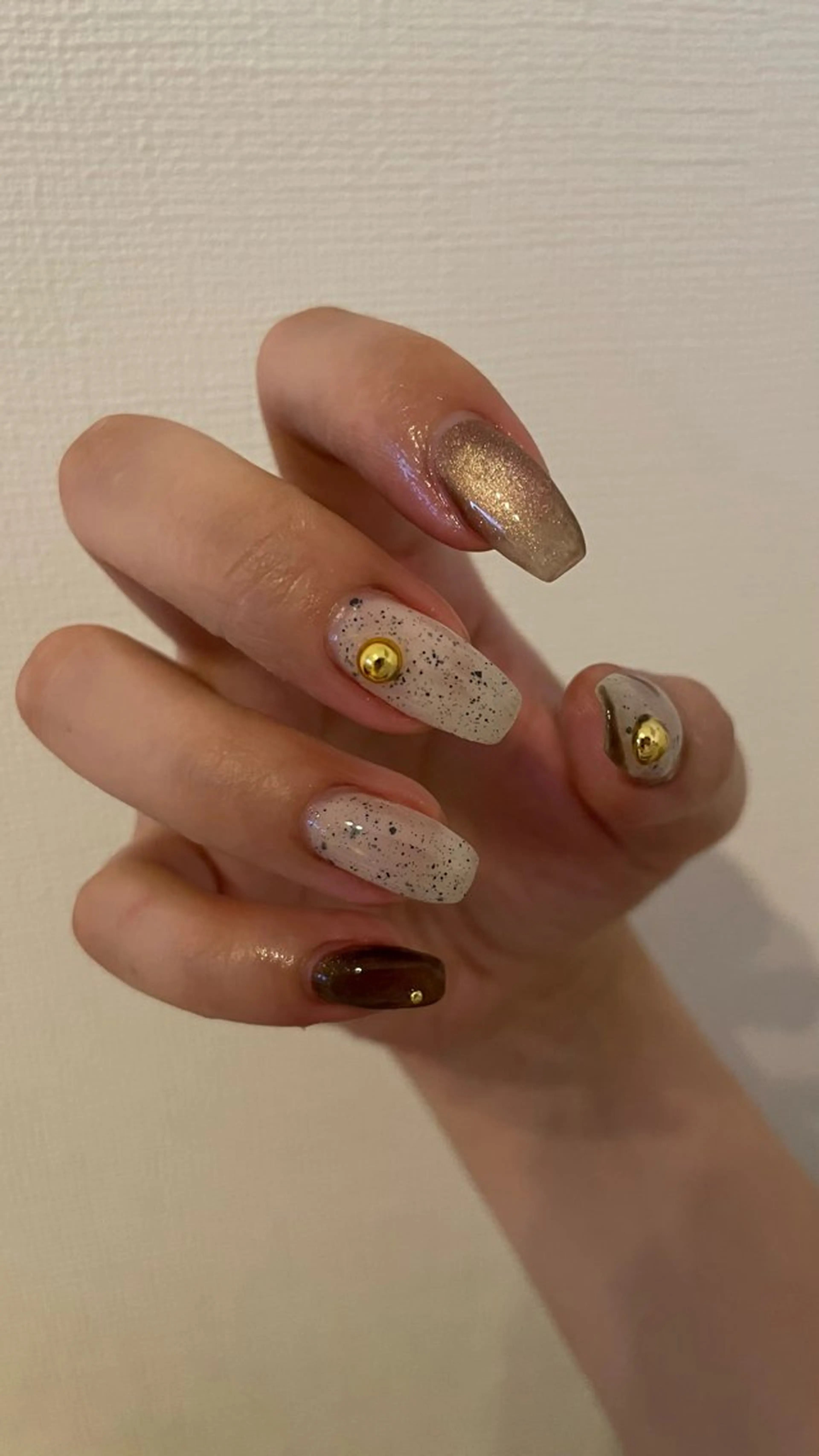 ネイル vie beauty salon所属・vie erikaのネイルデザイン