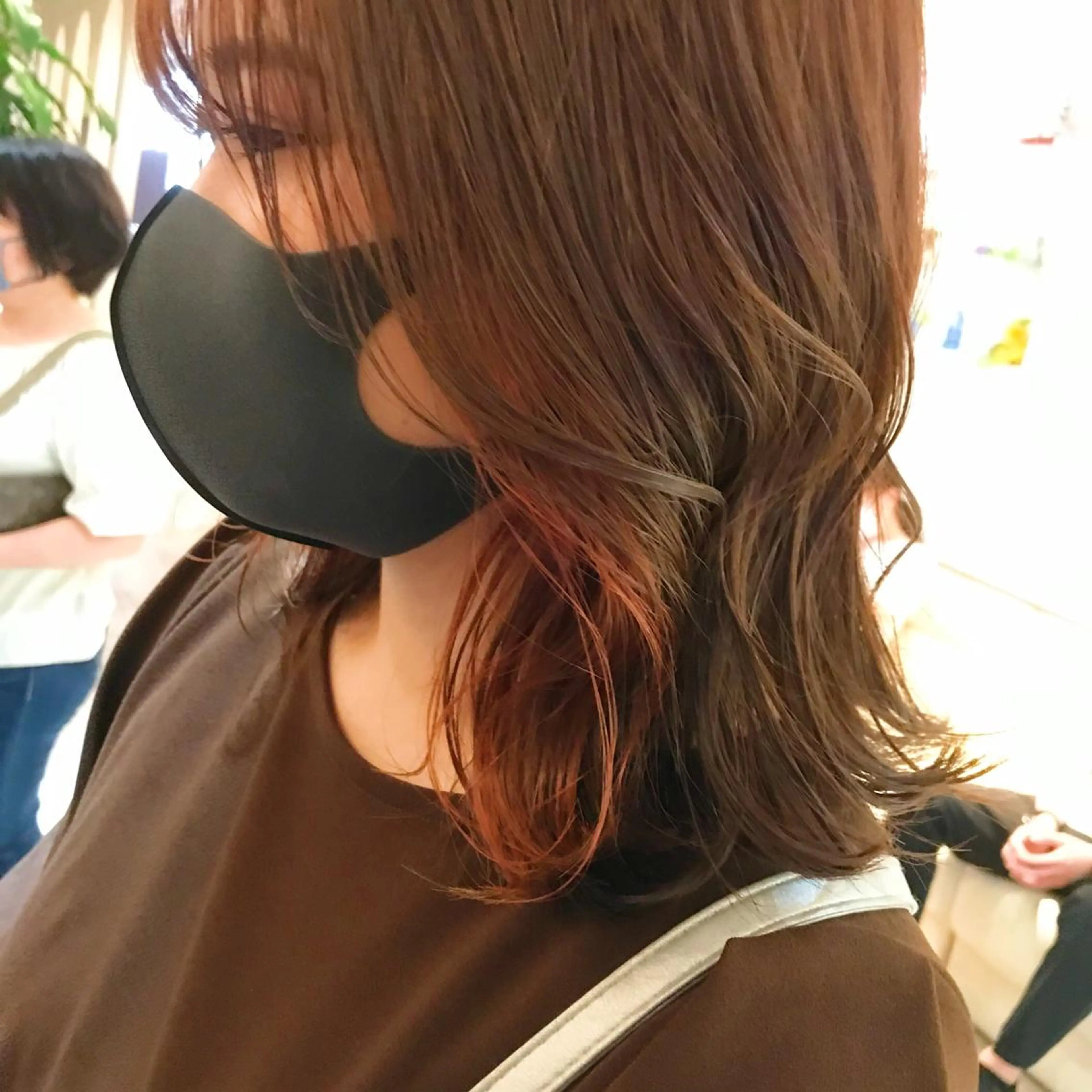 ミディアム カット ヘアカラー トリートメント 所渉/韓国レイヤー /ウルフカットのヘアスタイル