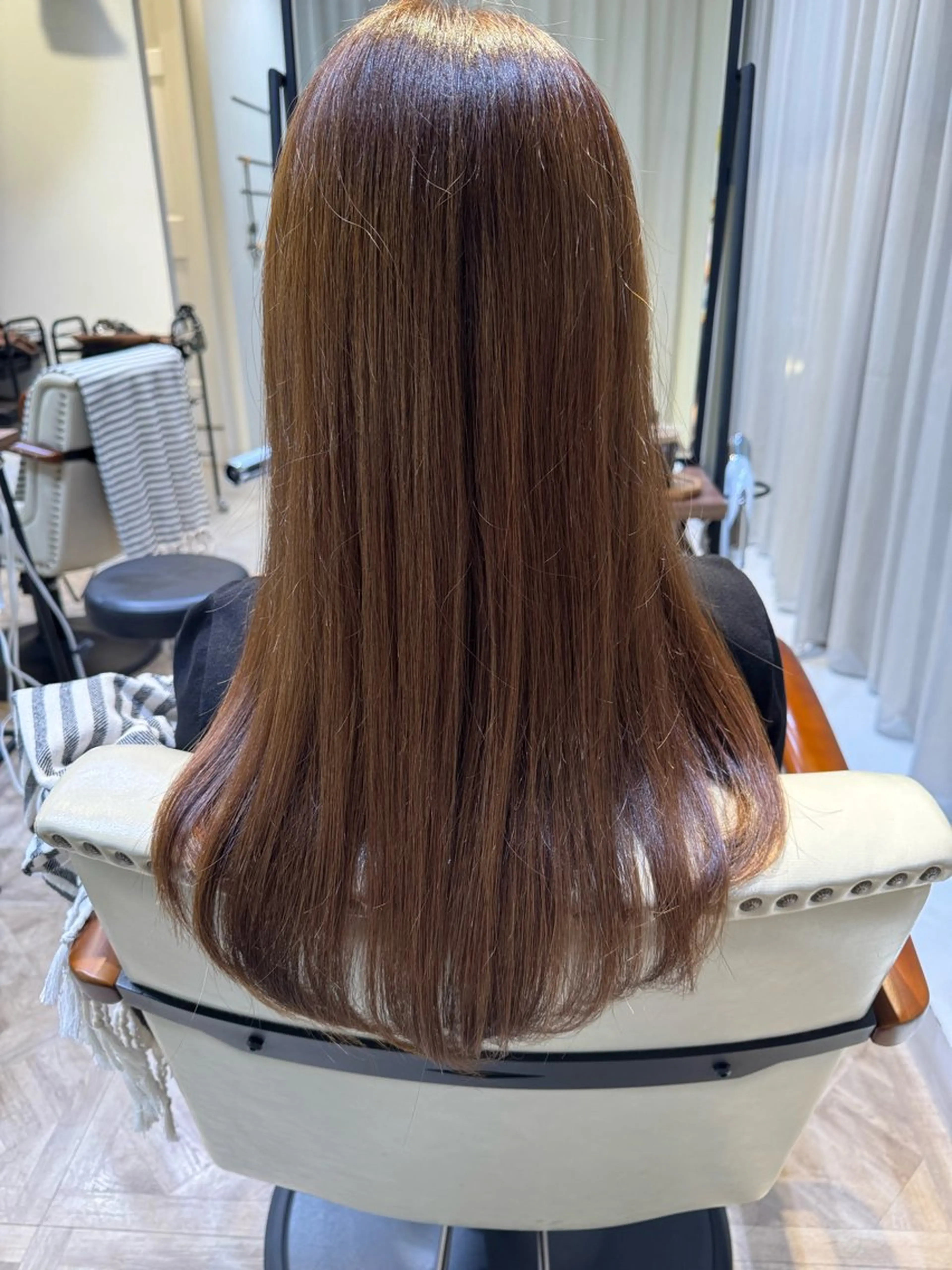 ロング カラー カット ヘアカラー トリートメント ナチュラル＆清潔感 【Takashi】のヘアスタイル