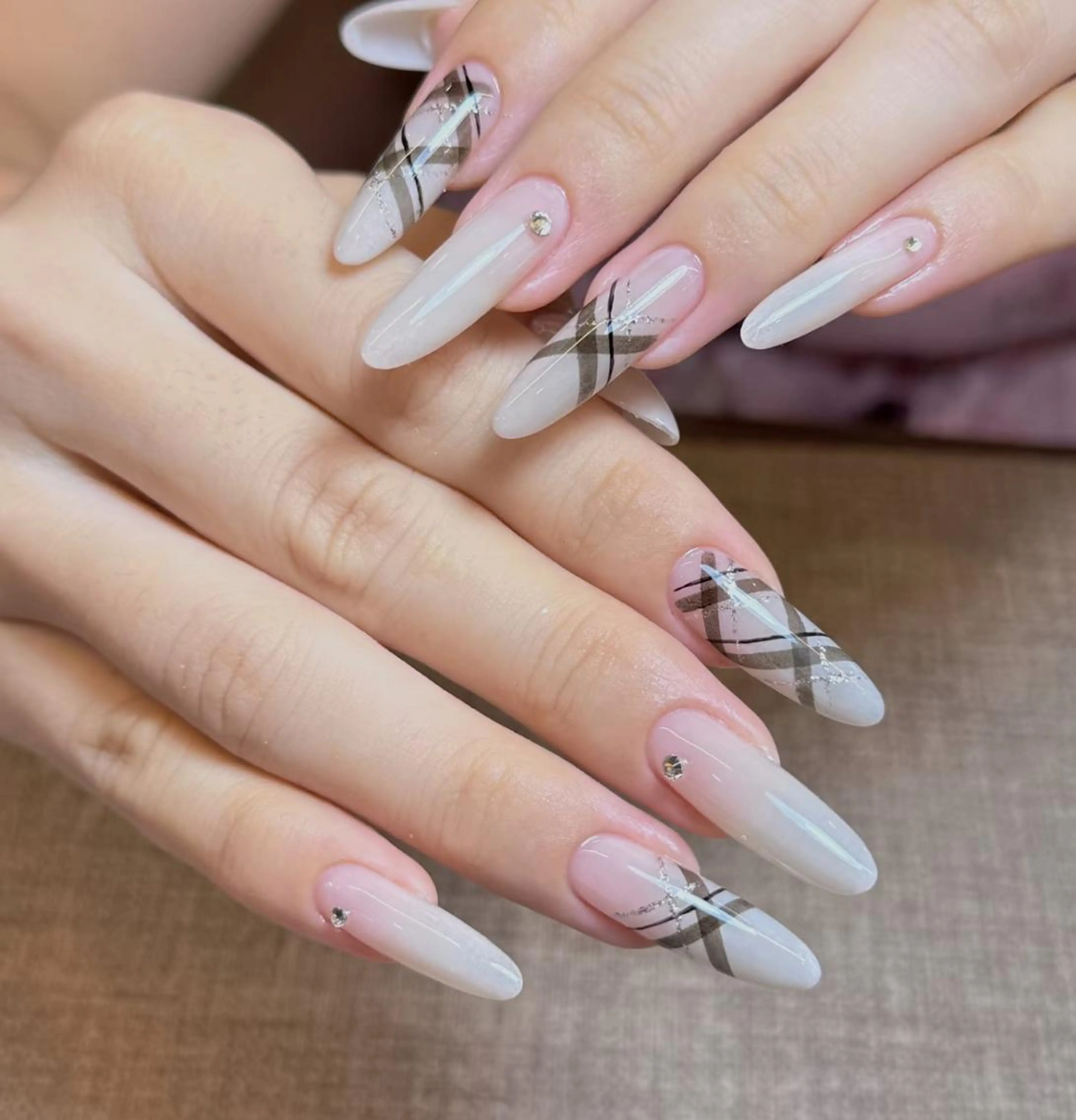 ネイル ハンドネイル Pure&Rich Nailのネイルデザイン