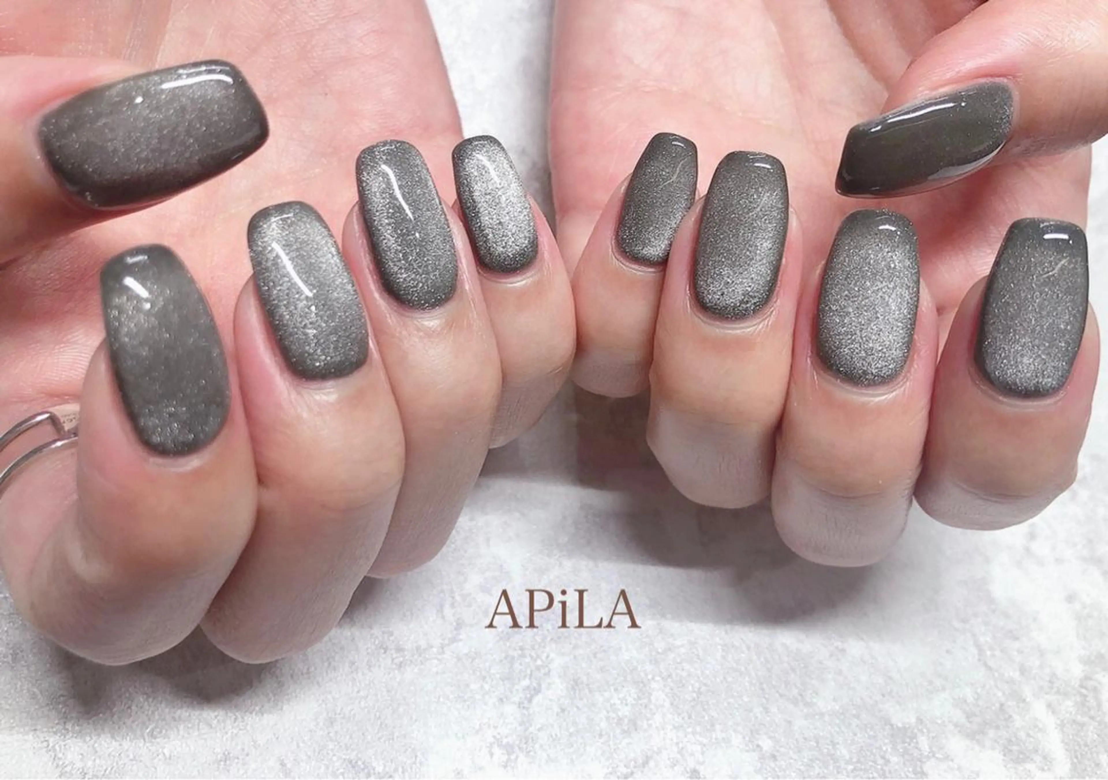 ネイル マグネットネイル APiLA 甲斐田のネイルデザイン