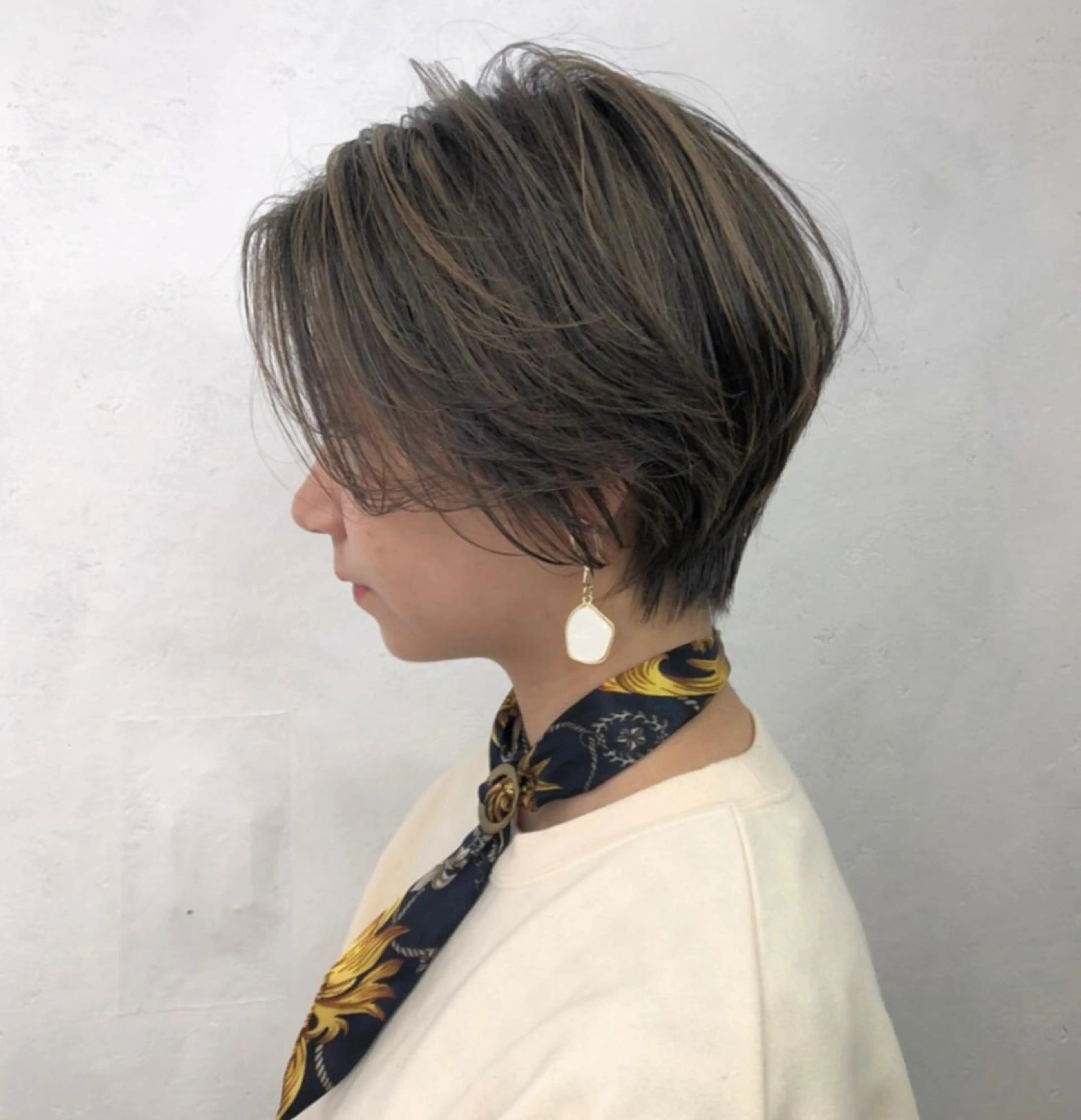 ショート カラー ハンサムショート ショートヘア カット ヘアカラー ❤️ダブルカラー 髪質改善❤️SAYAのヘアスタイル