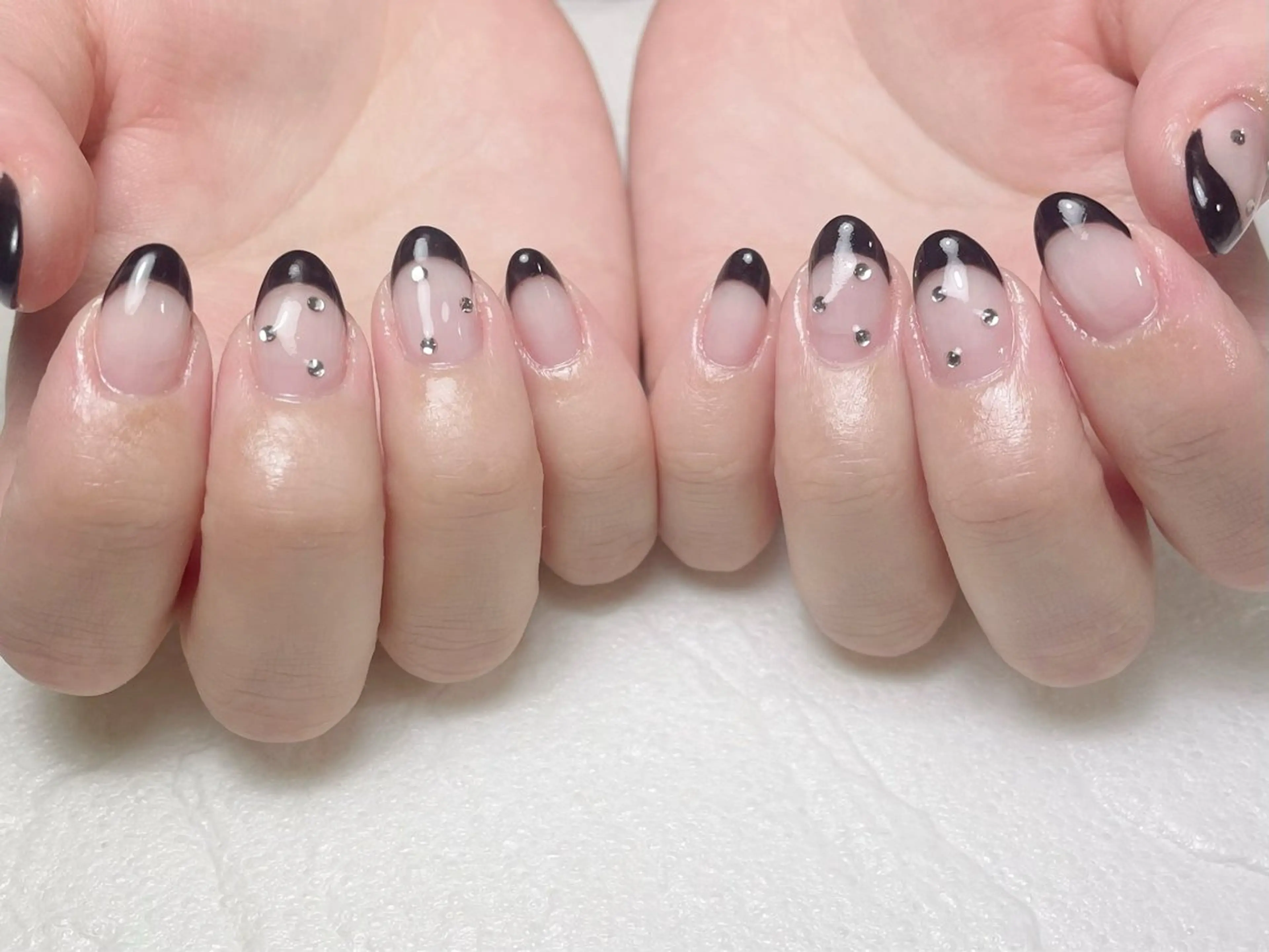 ネイル ストーンネイル ハンドネイル Lulu Nails ルルネイルズ所属・L u l u    N a i l sのネイルデザイン