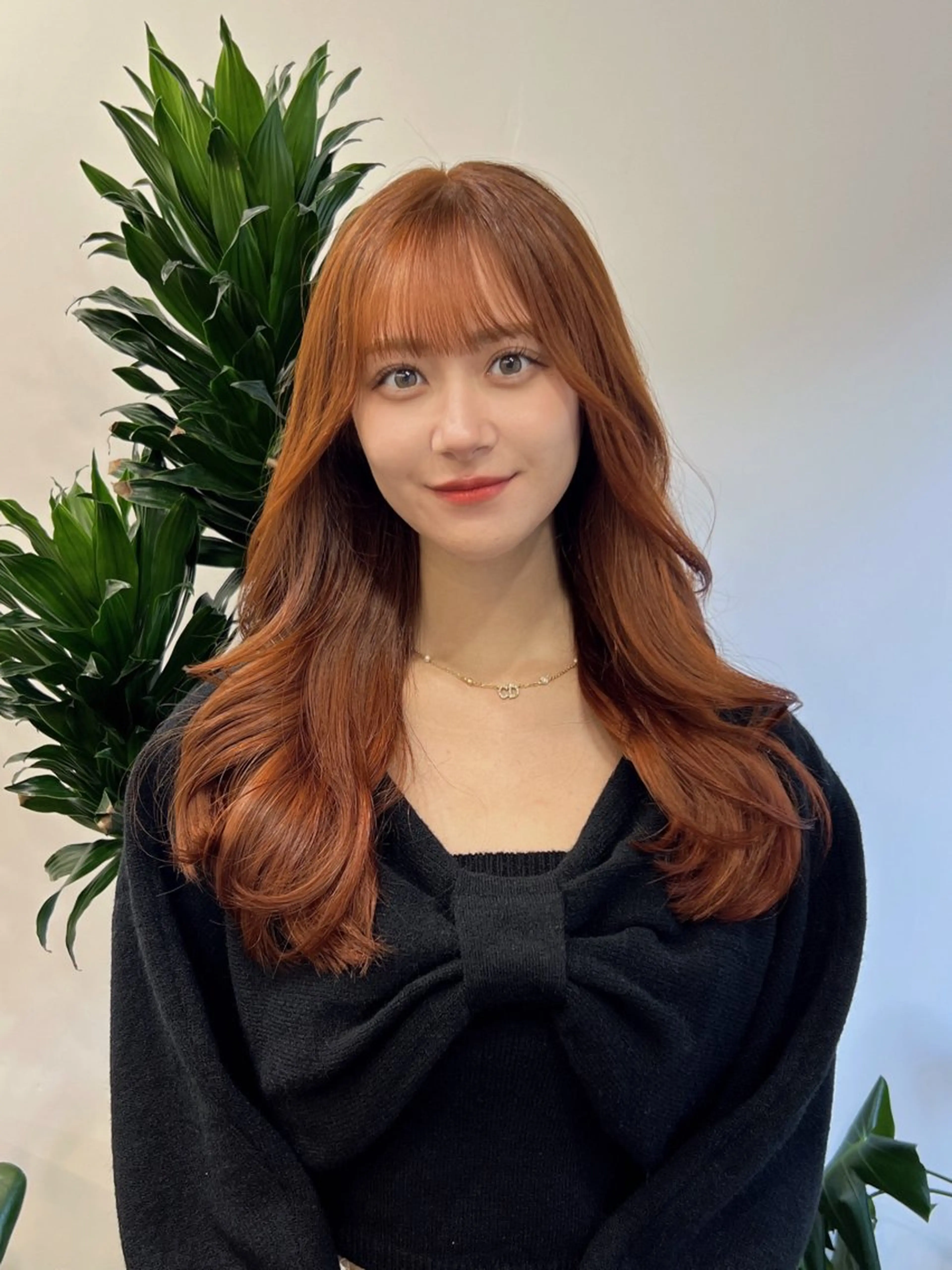 ロング カラー ダブルカラー オレンジ ヨシンモリ レイヤーカット カット ヘアカラー トリートメント 武田涼レイヤーカット 髪質改善×縮毛矯正のヘアスタイル