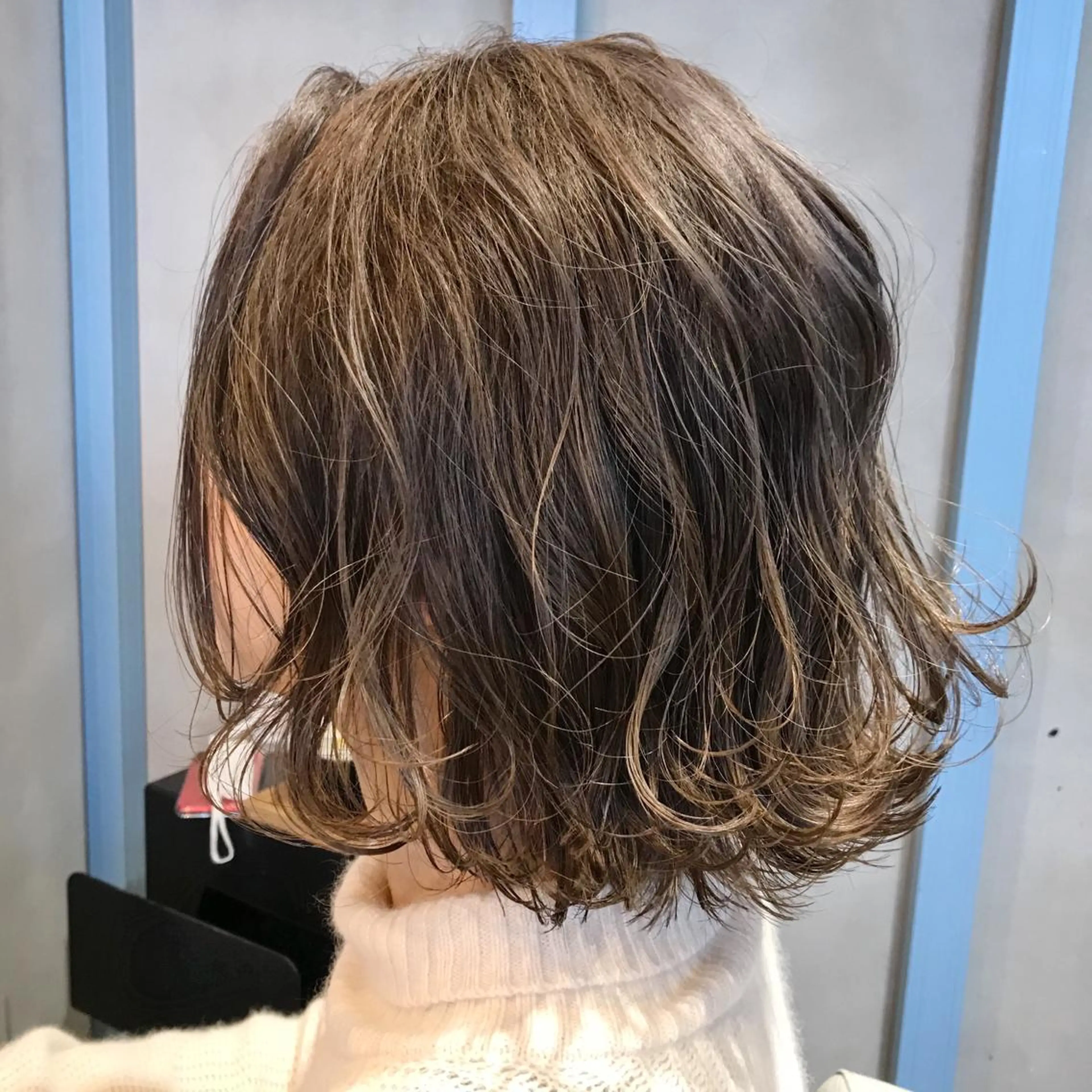 ミディアム 所渉/韓国レイヤー /ウルフカットのヘアスタイル