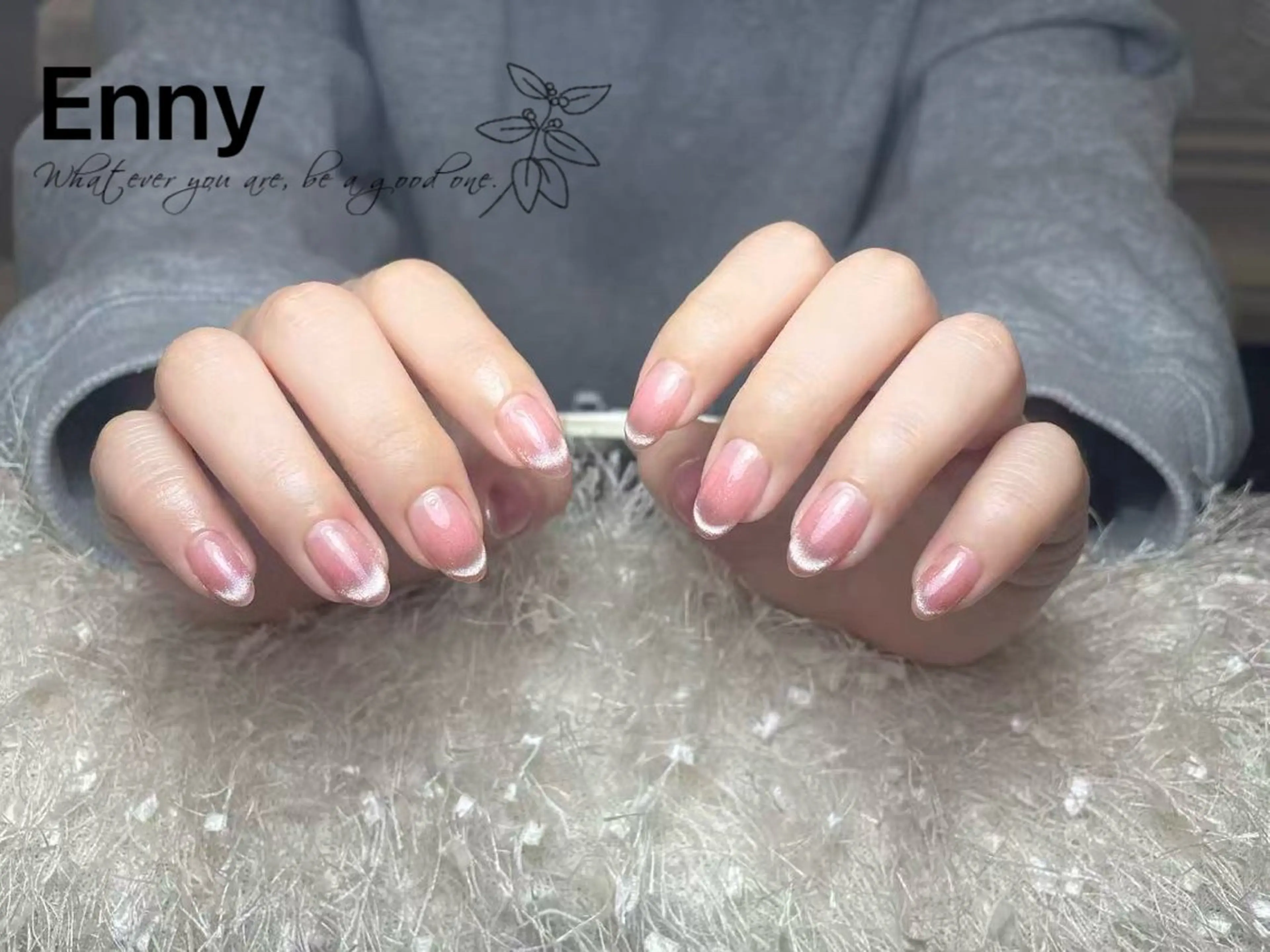 ネイル チークネイル フットネイル フレンチネイル ジェルネイル ガラスフレンチ ハンドネイル エニ キラのネイルデザイン