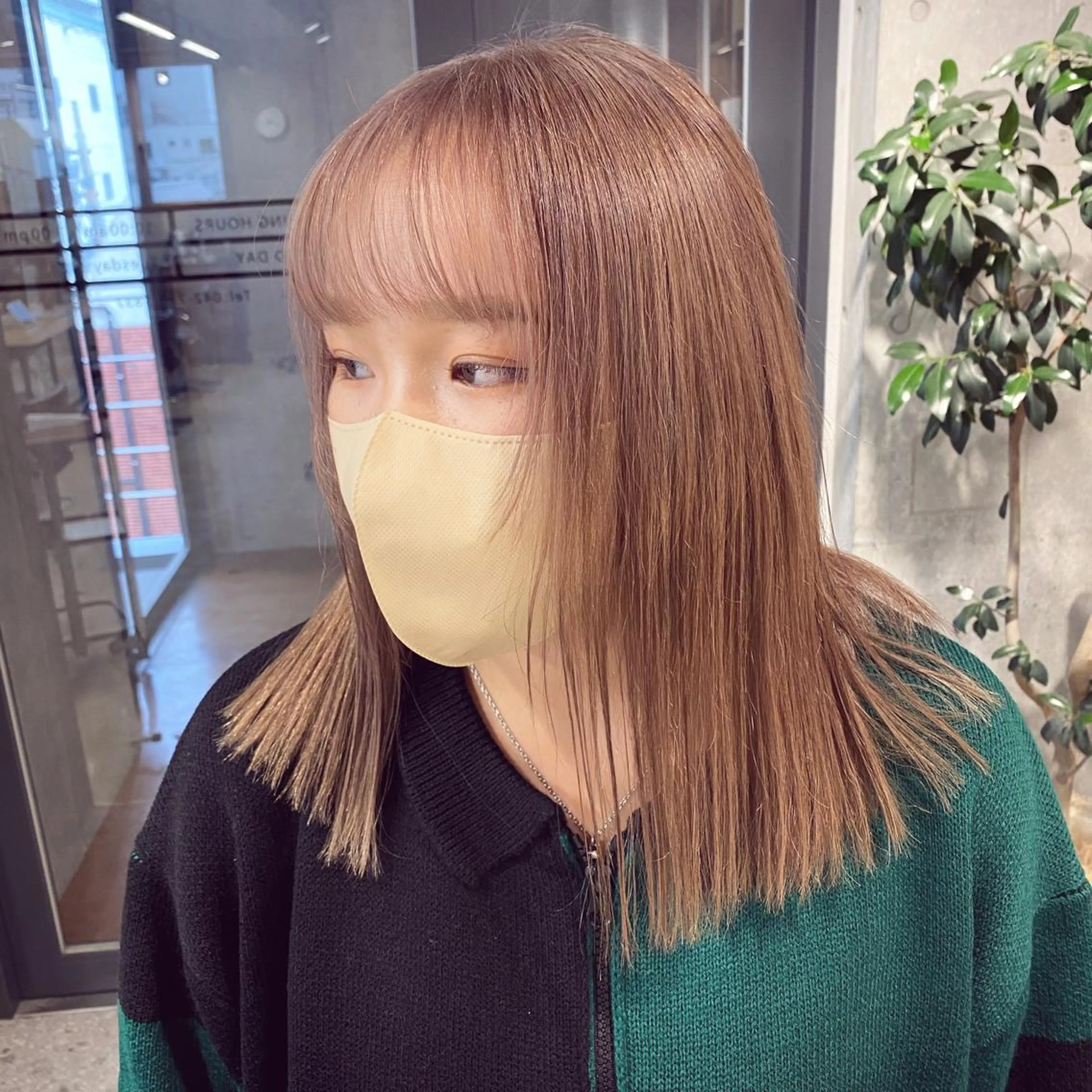 セミロング カラー ベージュカラー ミルクティーベージュ ピンクカラー その他 デザインカラー 店長🌈annaのヘアスタイル