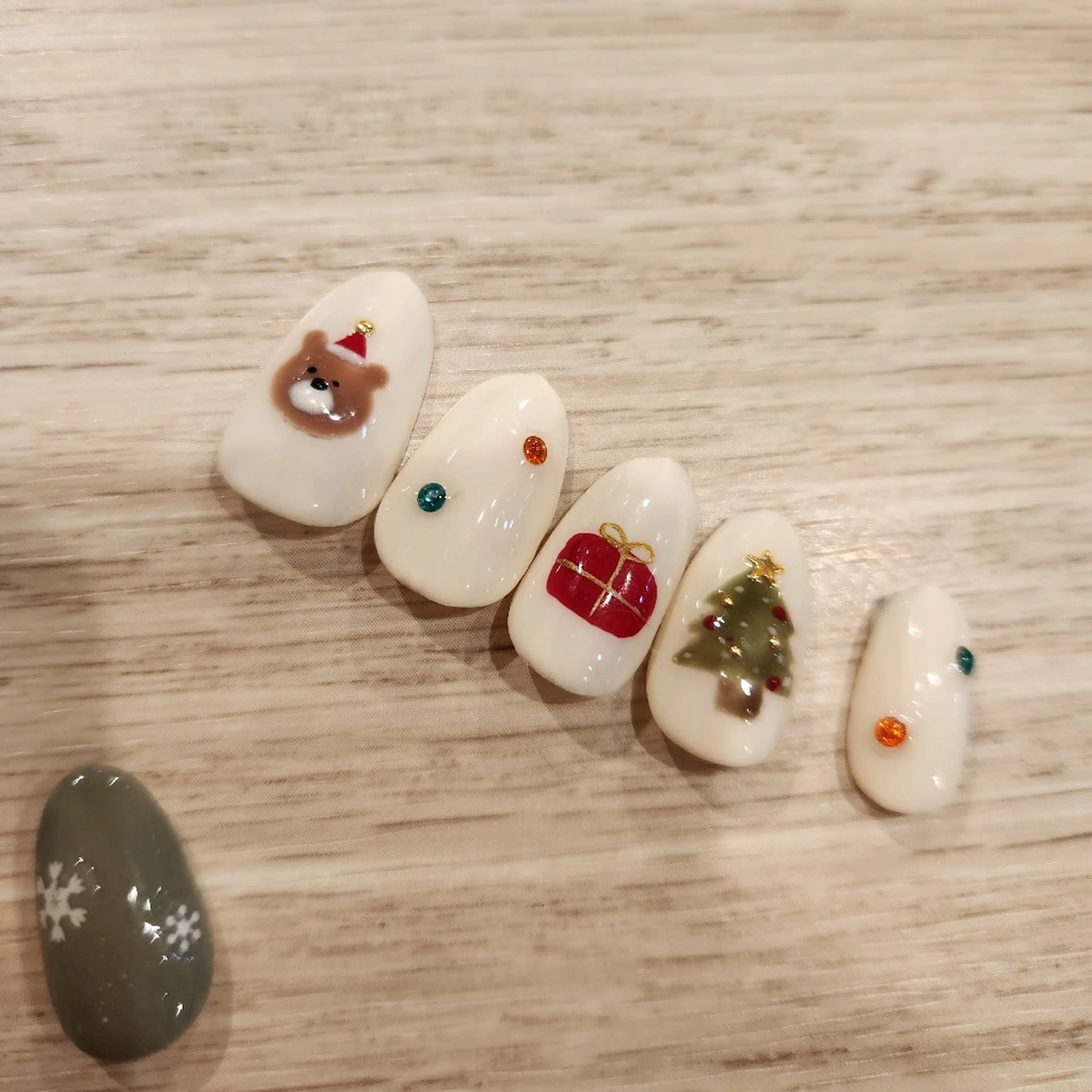 ネイル 冬ネイル クリスマス Bianca名駅店 あゆのネイルデザイン