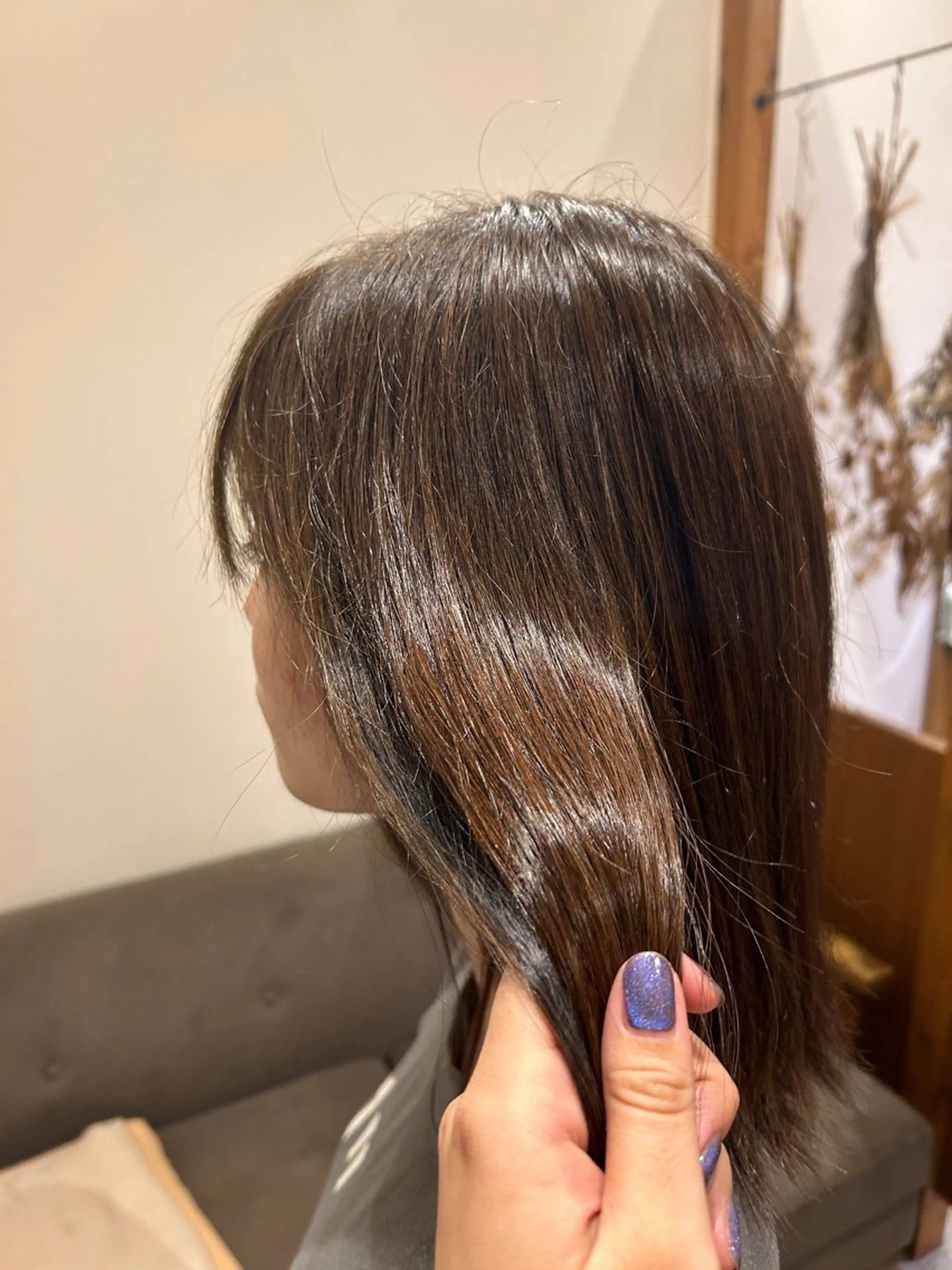 ミディアム カラー 🤍江坂 ハヤシアヤナ🤍のヘアスタイル