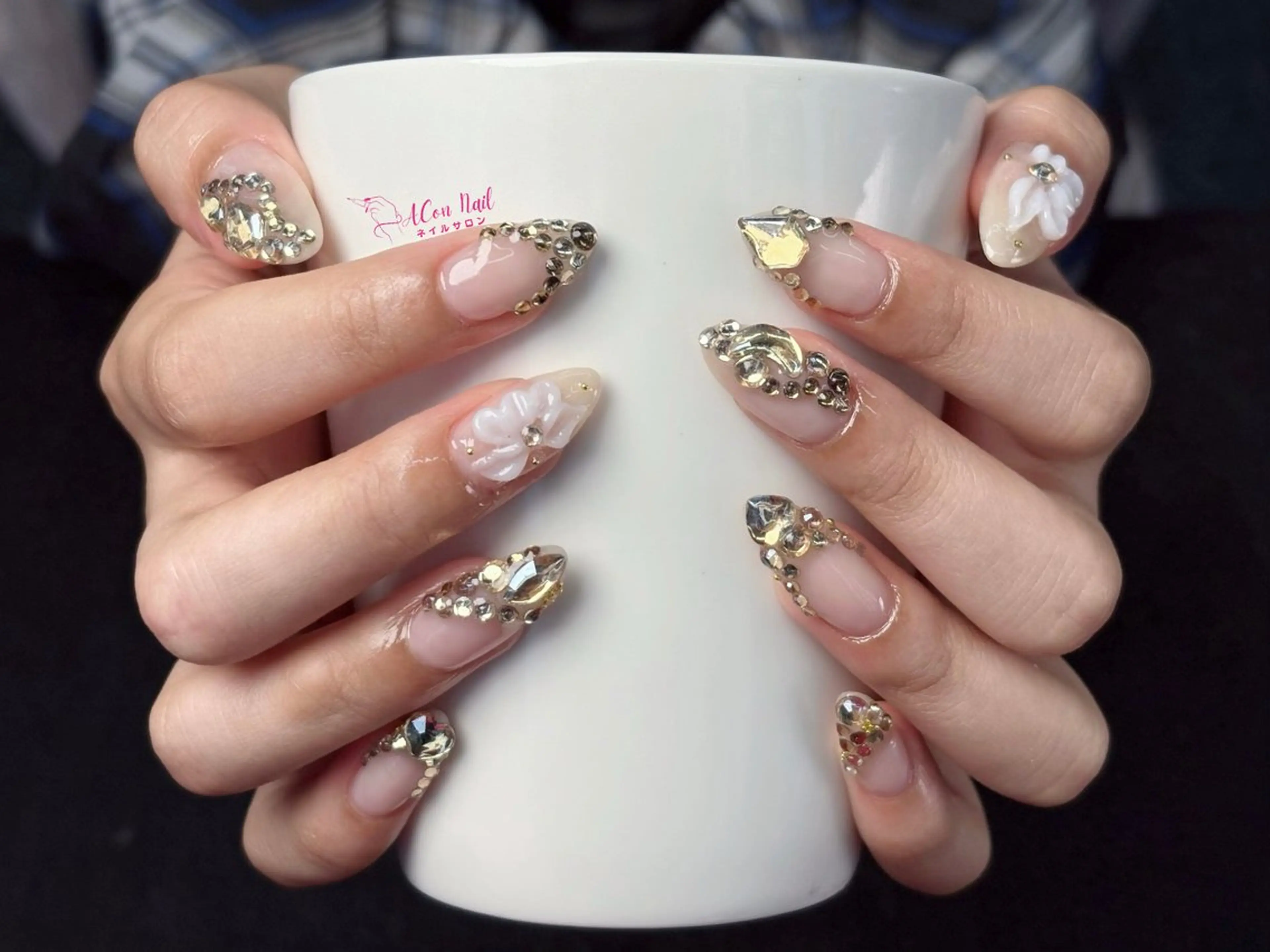 ネイル 桜ネイル 長さ出し フラワーネイル フレンチネイル ジェルネイル ハンドネイル AConNailSalon所属・ACon NailSalonのネイルデザイン