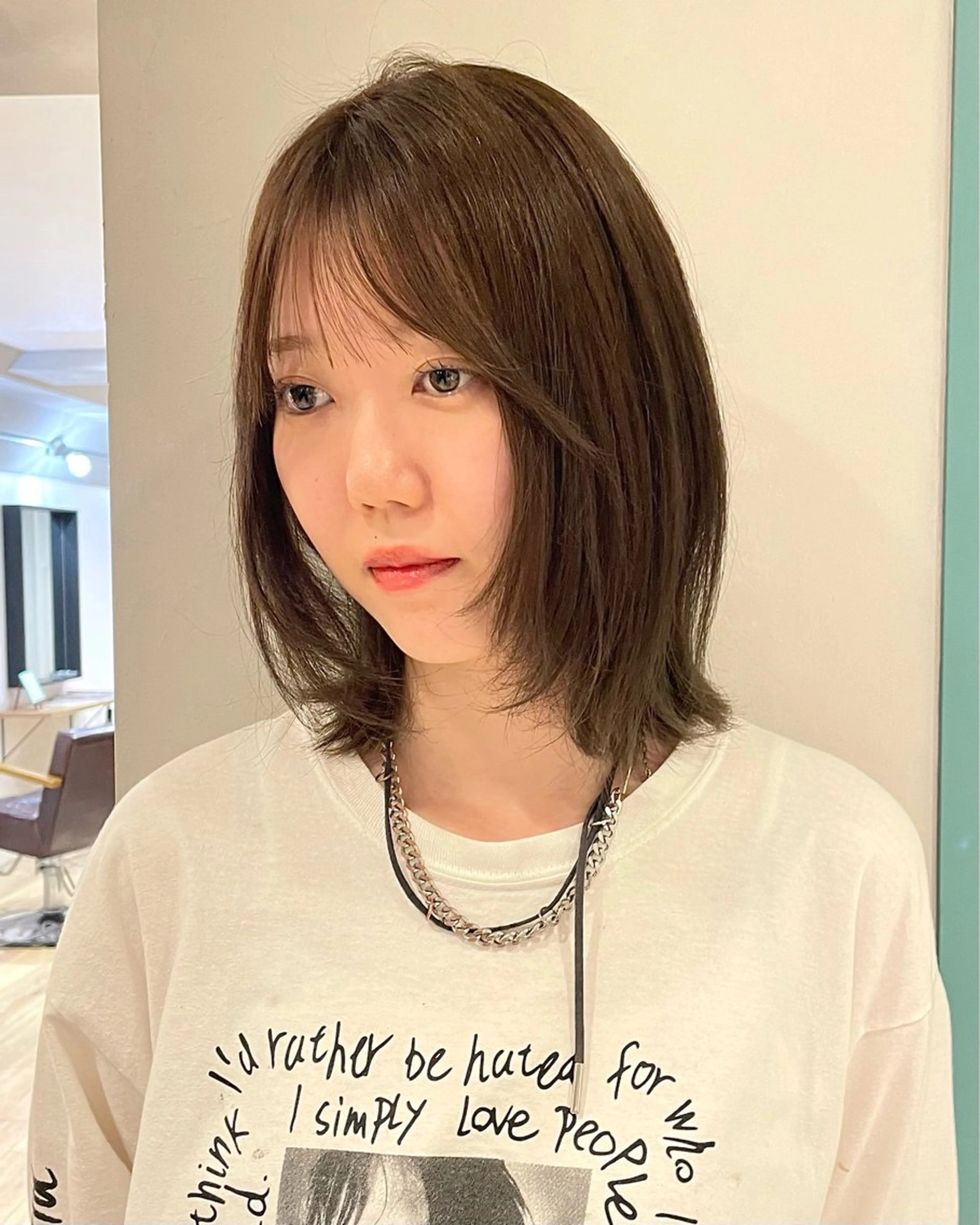 カラー ハイトーンカラー🎀 小野百葉のヘアスタイル