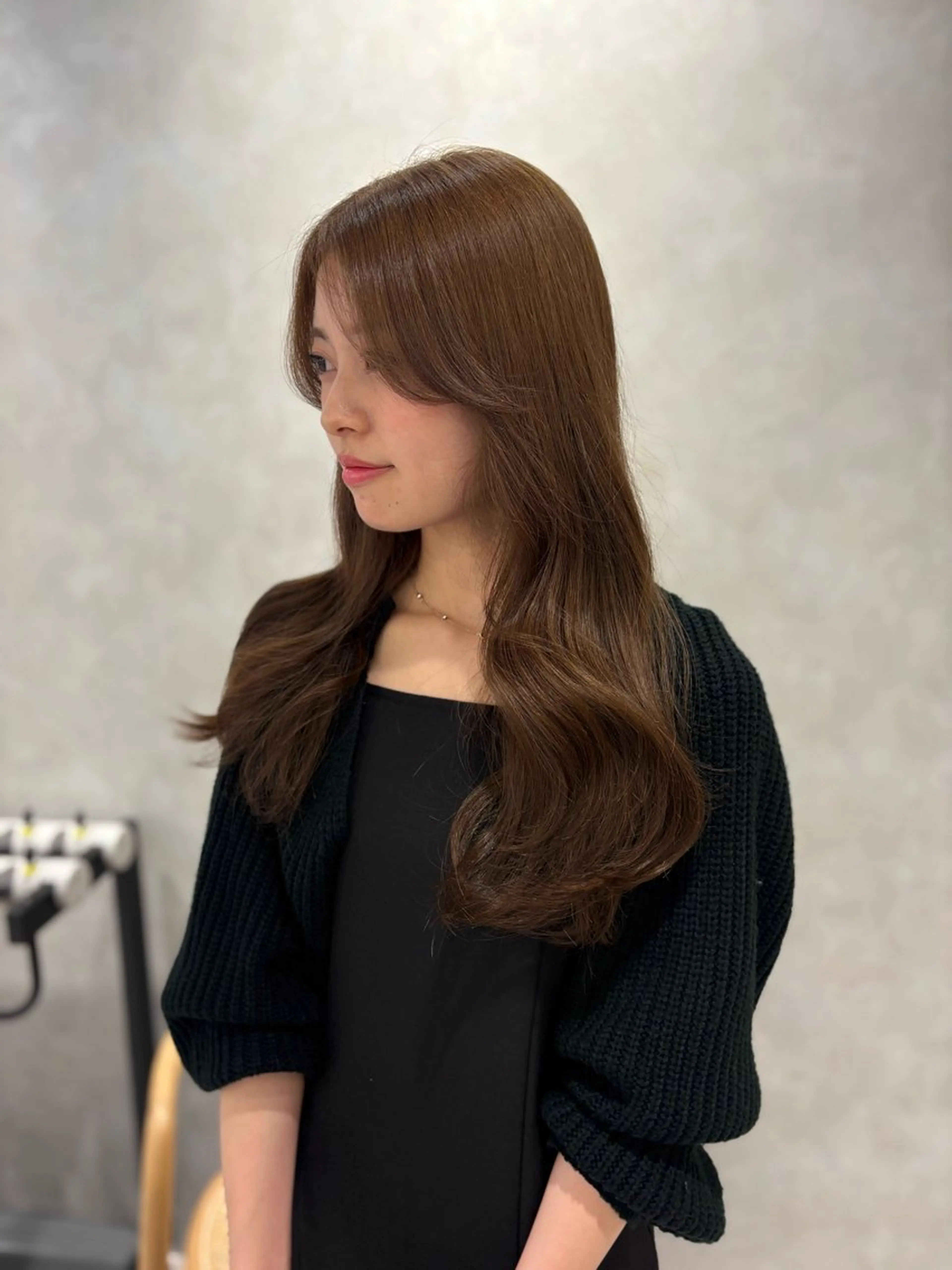 ロング ヘアカラー トリートメント ヘッドスパ ubu share salon所属・鈴村緋女／ヘアセット ／耳ツボジュエリーのヘアスタイル