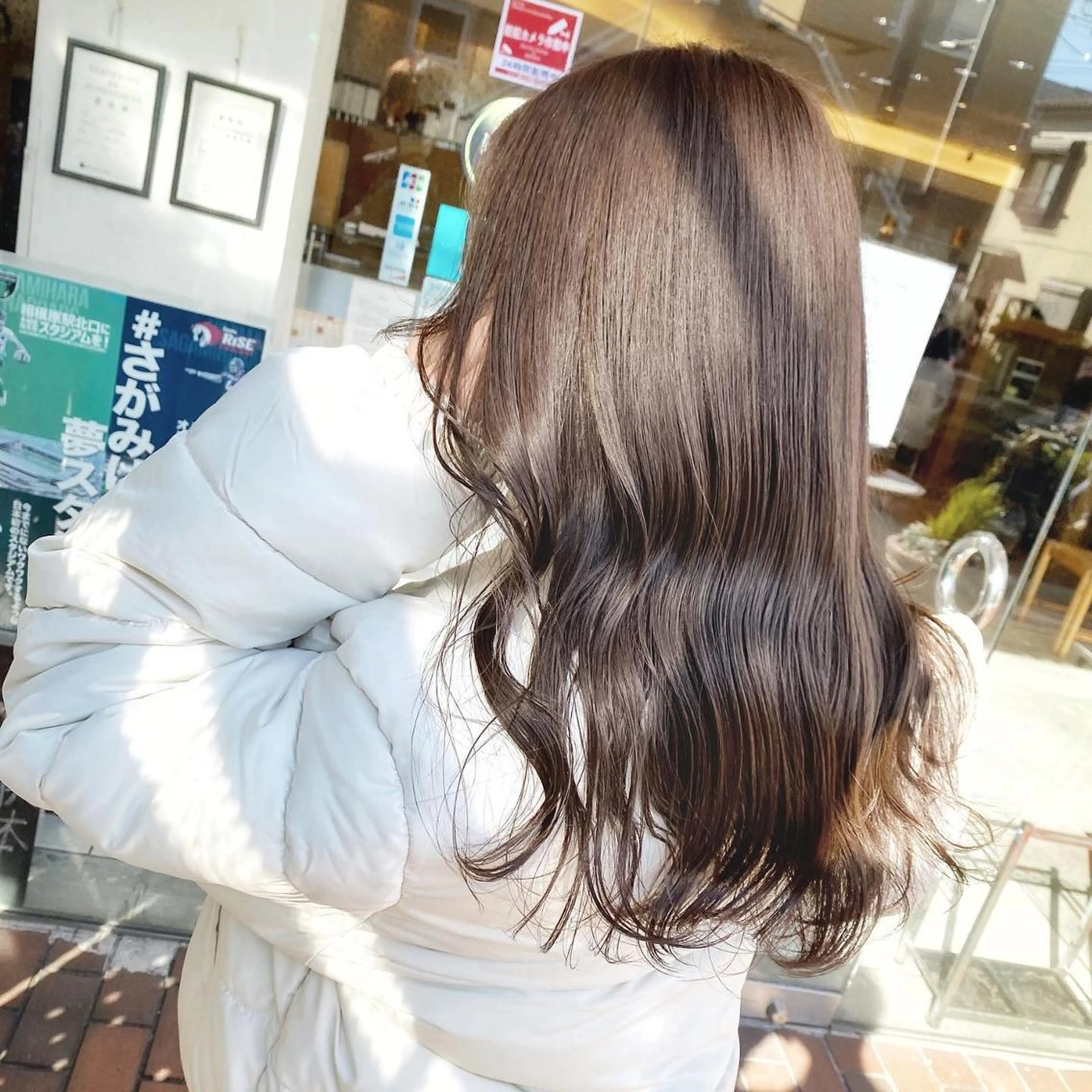カラー ベージュカラー ブリーチ ブラウンカラー ショコラグレージュ ココアブラウン 艶髪レイヤー屋さん 大澤竜馬のヘアスタイル