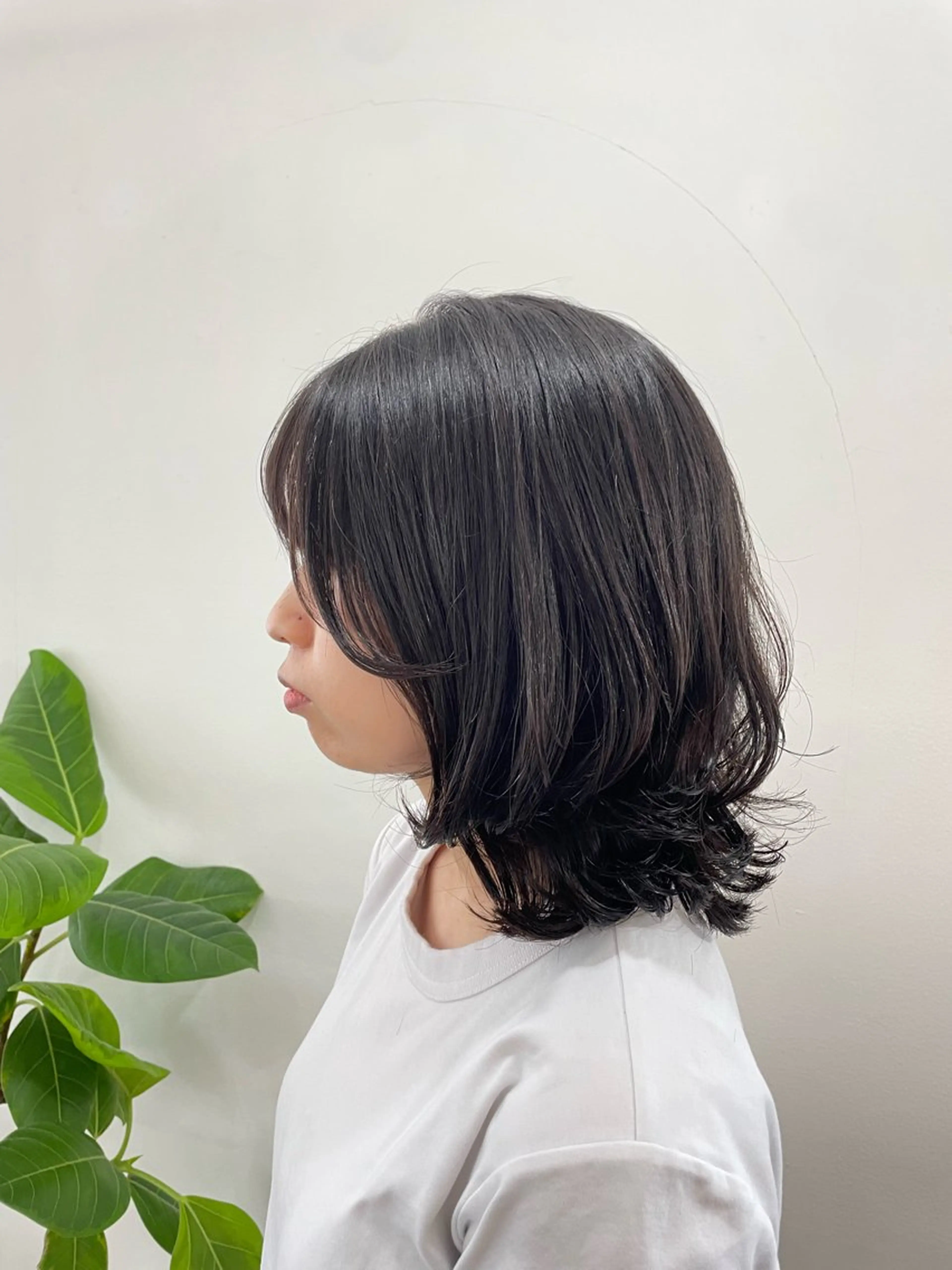 ミディアム ミディアムパーマ ボブ くびれヘア 韓国風ヘア カット パーマ mopa所属・mopa_kaede /透明感カラー/艶髪のヘアスタイル