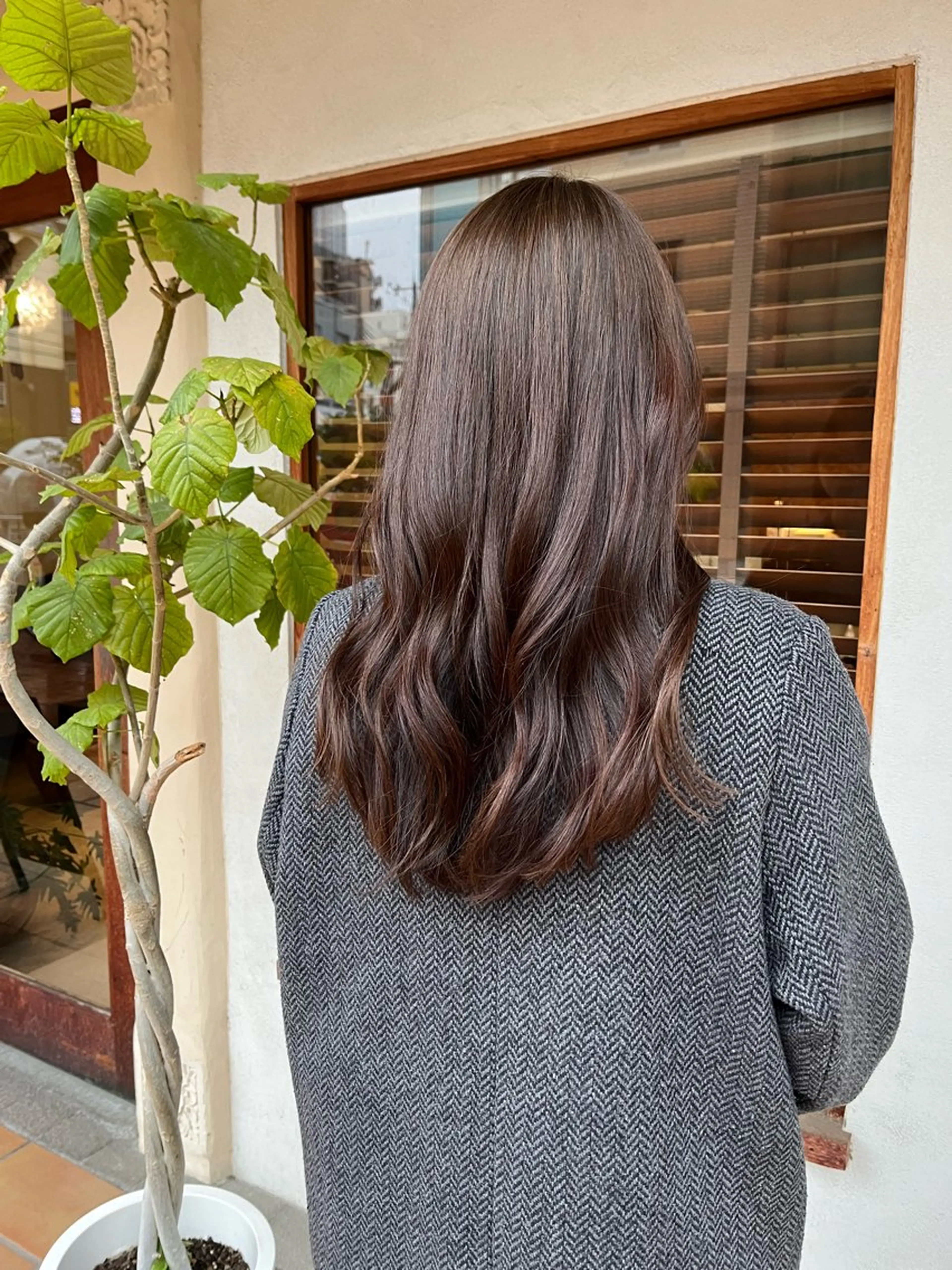 セミロング カット ヘアカラー トリートメント ヘッドスパ putri店長 和田鈴采のヘアスタイル