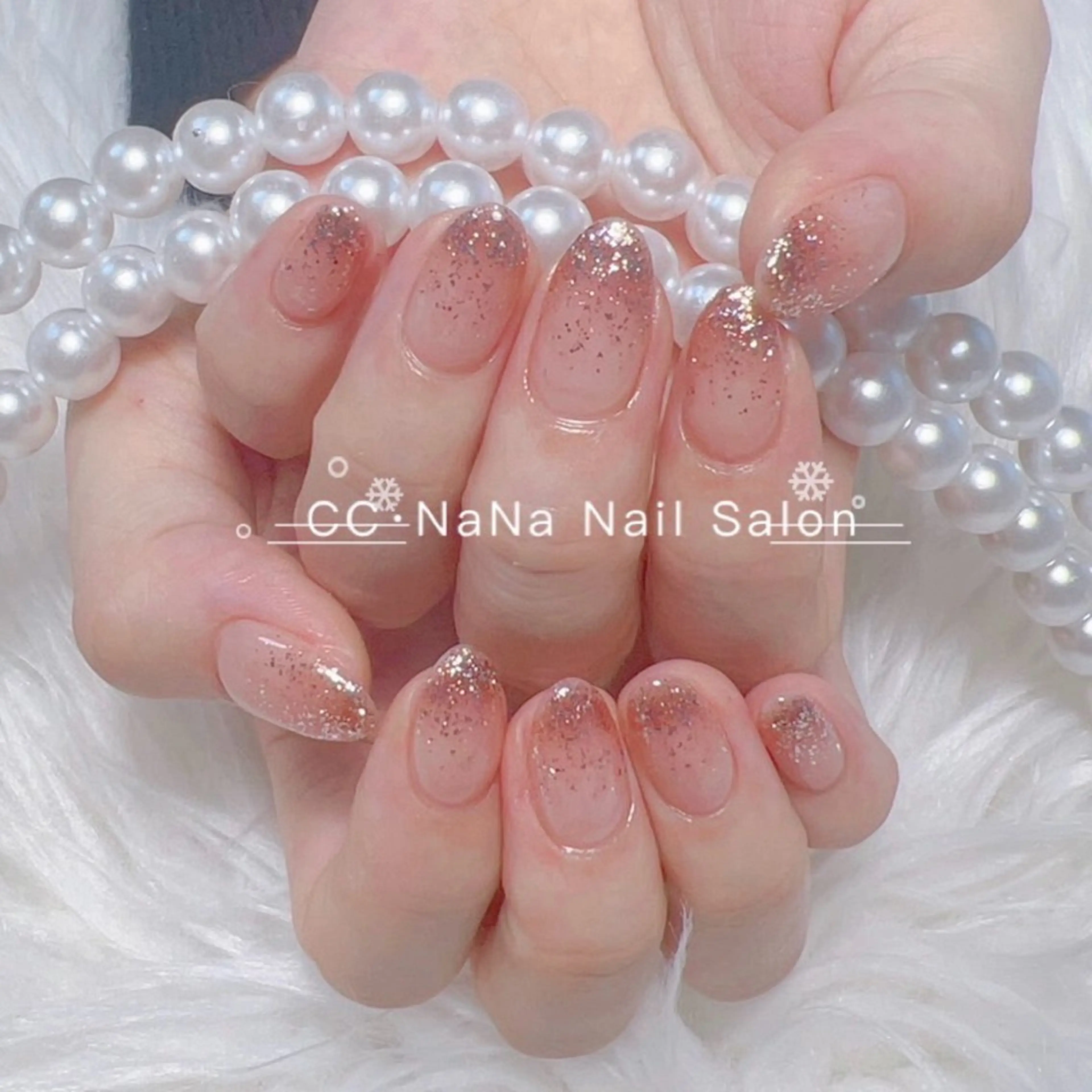 ネイル チークネイル フラッシュネイル ハート キラキラネイル 韓国ネイル ハンドネイル 💎CC・NaNa 韓国風ネイル🌙のネイルデザイン