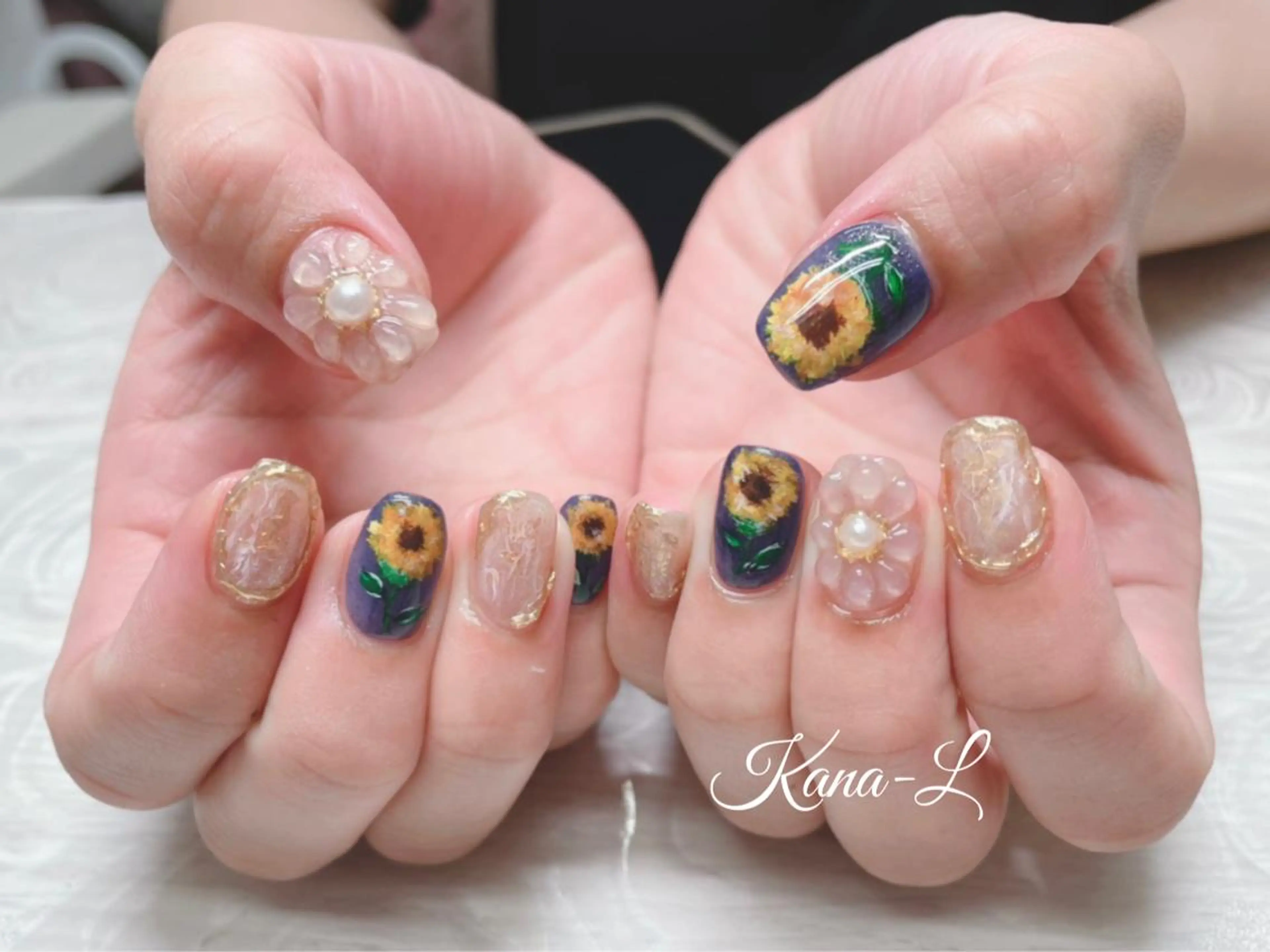 カラー ネイル アートネイル フラワーネイル ニュアンスネイル ぷっくりネイル 夏ネイル 芦辺 香奈のネイルデザイン