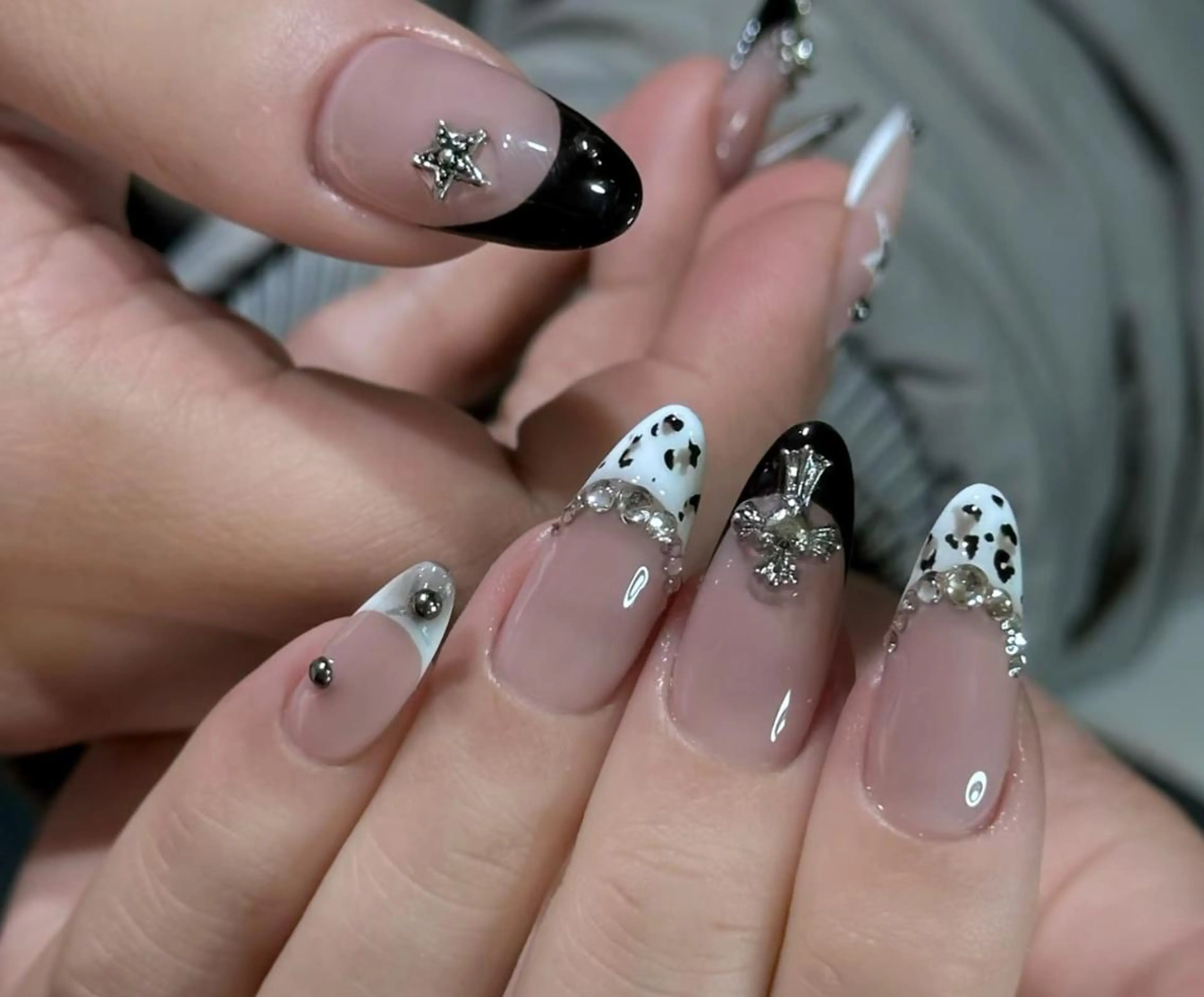 ネイル ハンドネイル Pure&Rich Nailのネイルデザイン