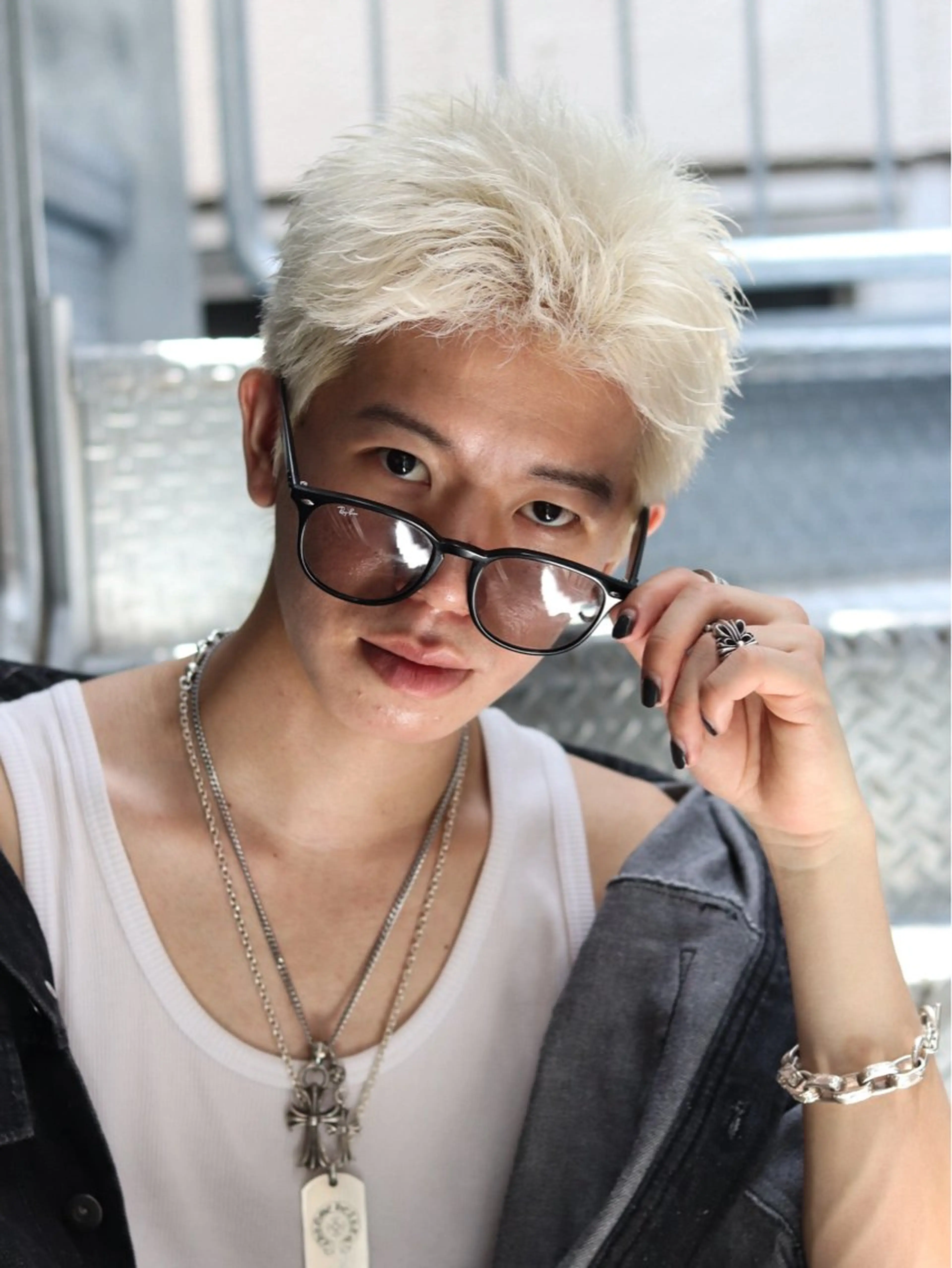 ショート カラー メンズ カット ヘアカラー メンズ特化🧞‍♂️ ASHU🧞‍♂️のヘアスタイル