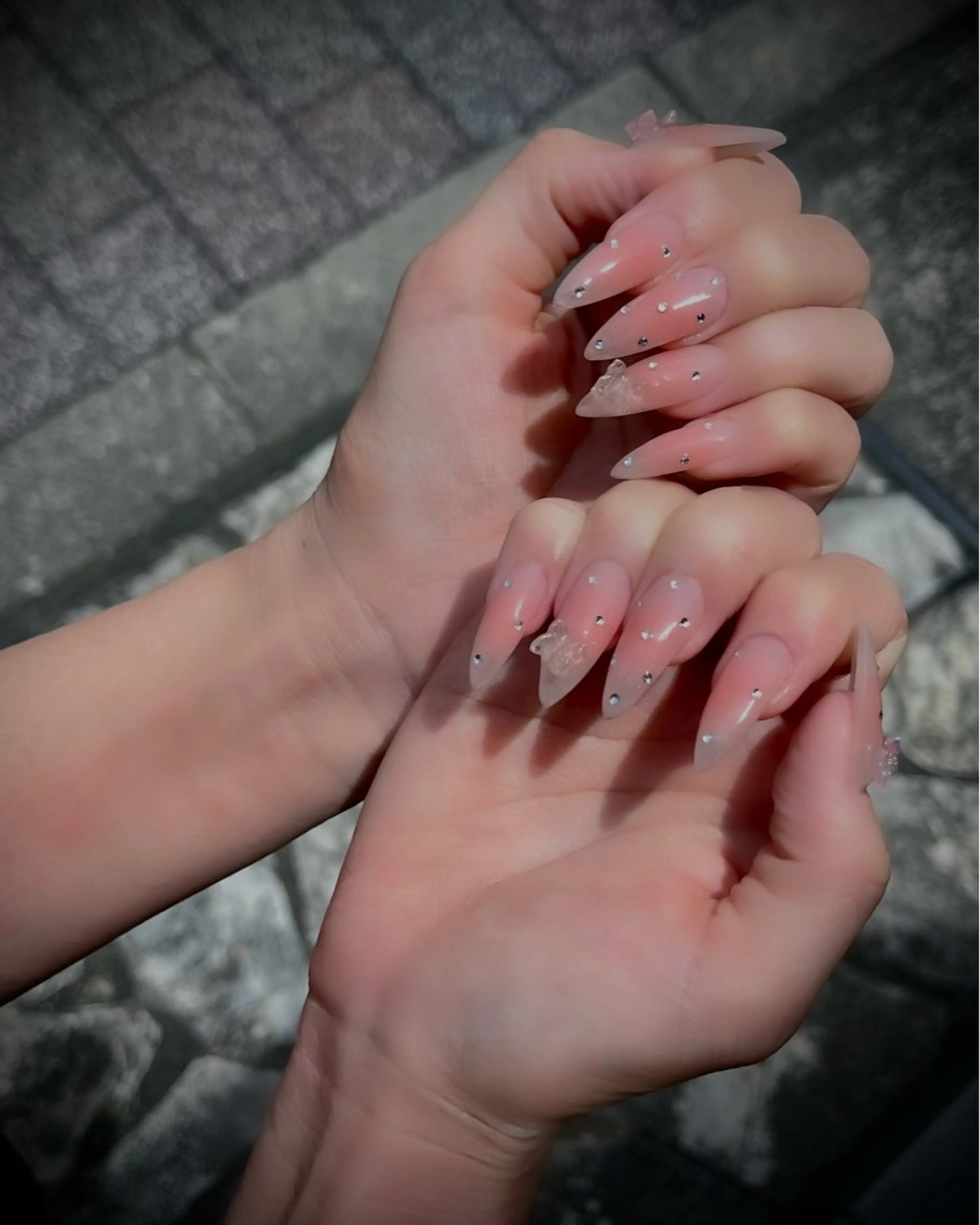 ネイル フットネイル キラキラネイル マグネットネイル ワンカラーネイル スカルプネイル nine.🦋 YUKOのネイルデザイン