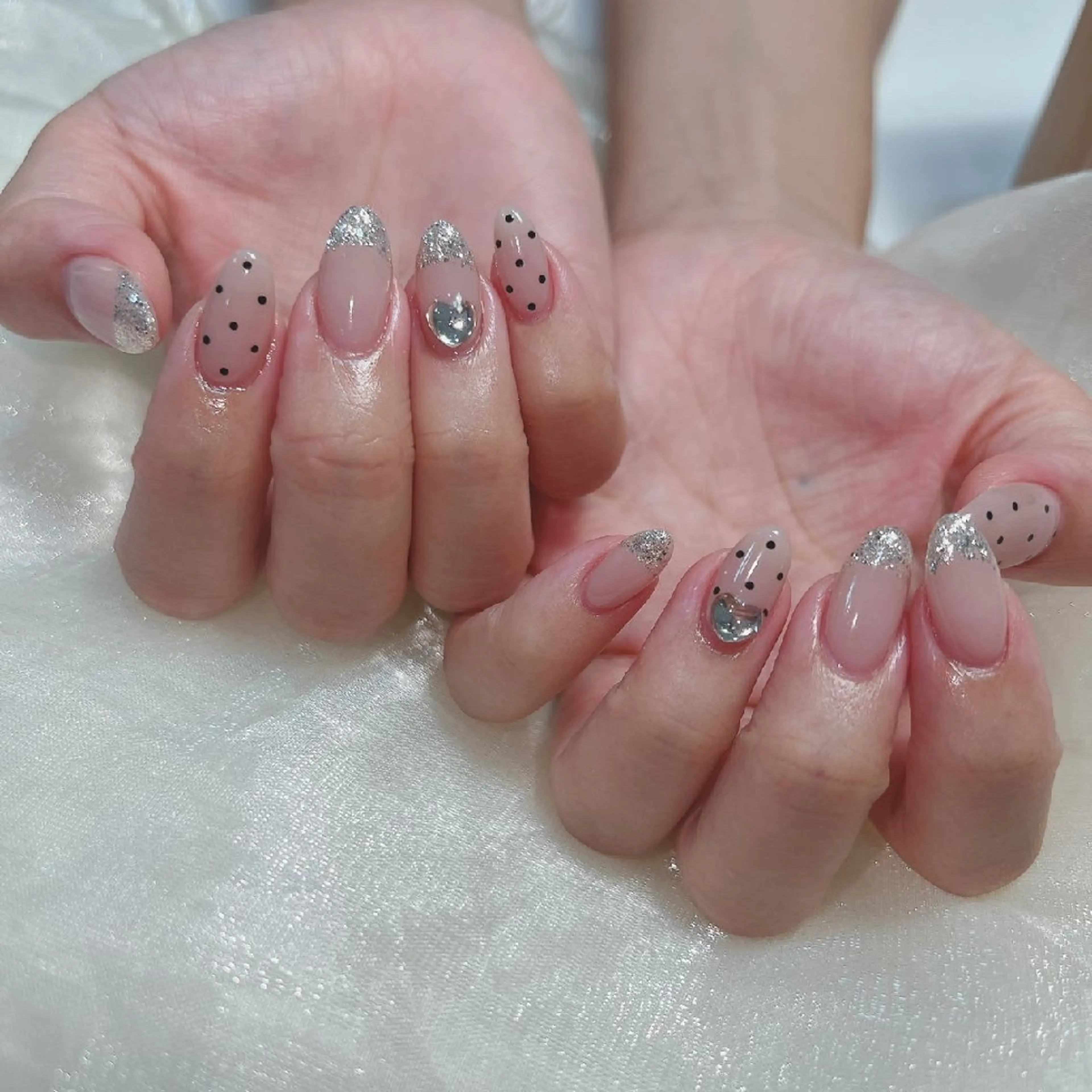 ネイル DOMI　NAIL 💅🏻のネイルデザイン