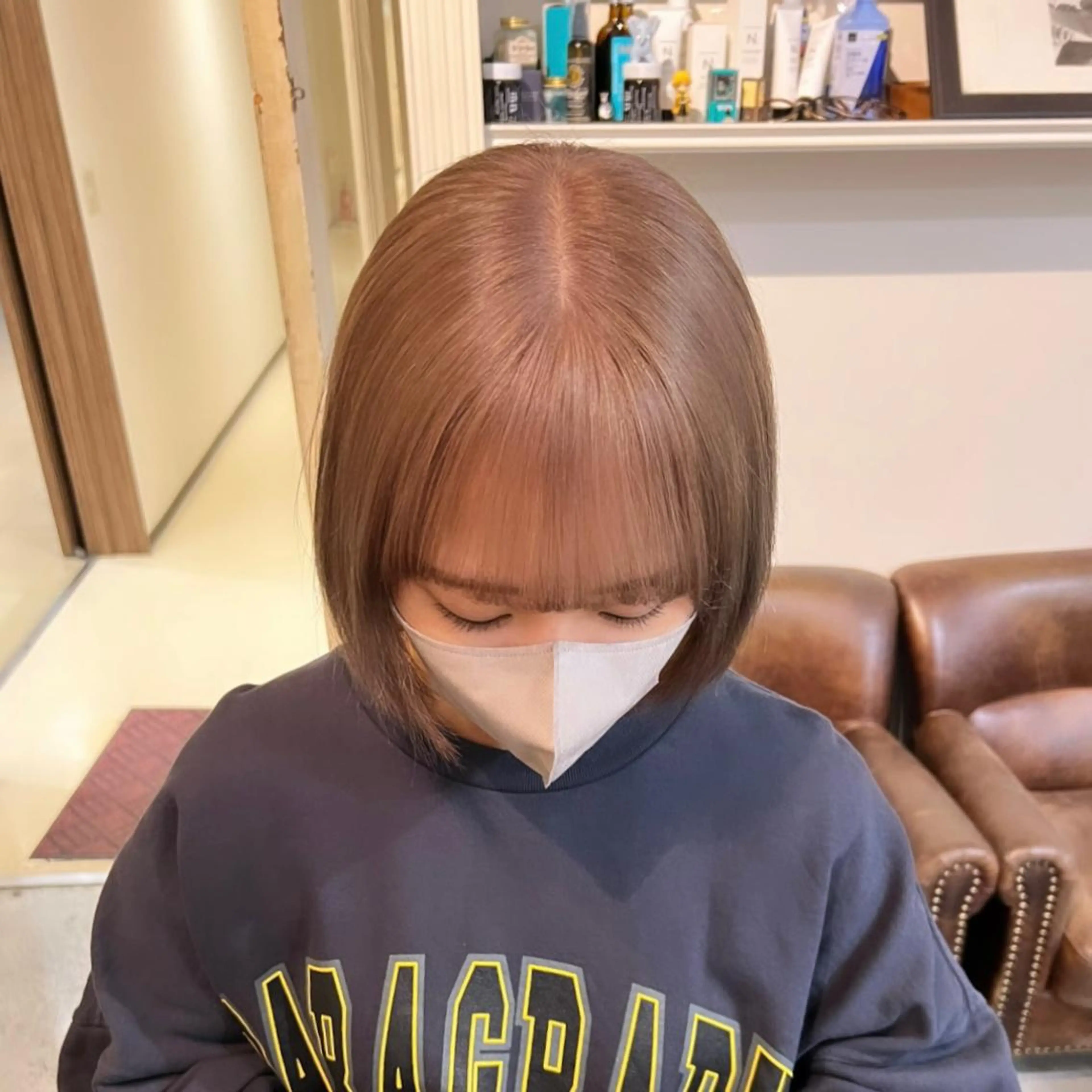 ショート カラー ベージュカラー ミルクティーベージュ ヘアカラー トリートメント ヘッドスパ ヘアセット オカベ ショウマのヘアスタイル