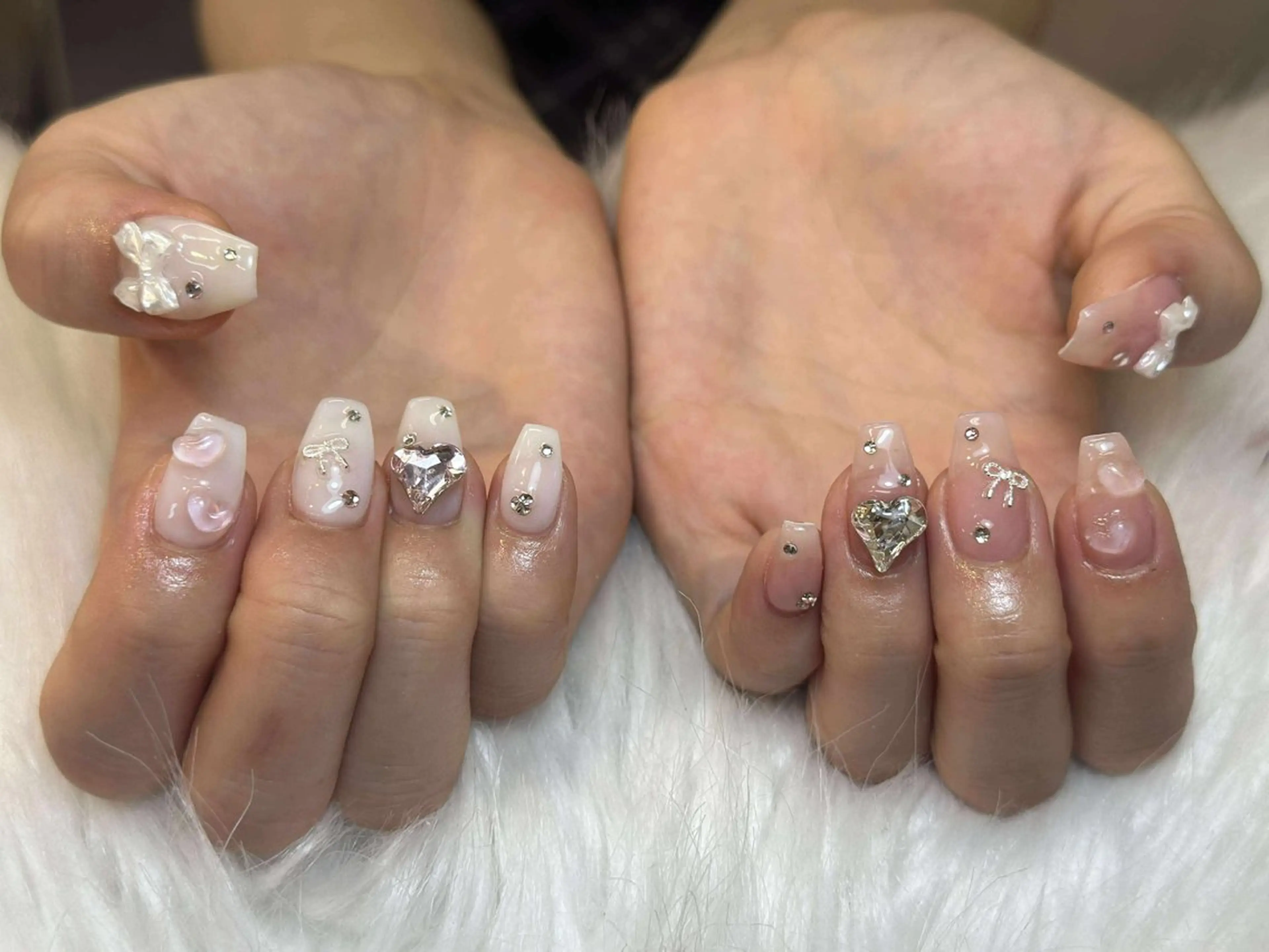 ネイル アートネイル 成人式 ジェルネイル ニュアンスネイル 夏ネイル ハンドネイル Nie Nail Shinokuboのネイルデザイン