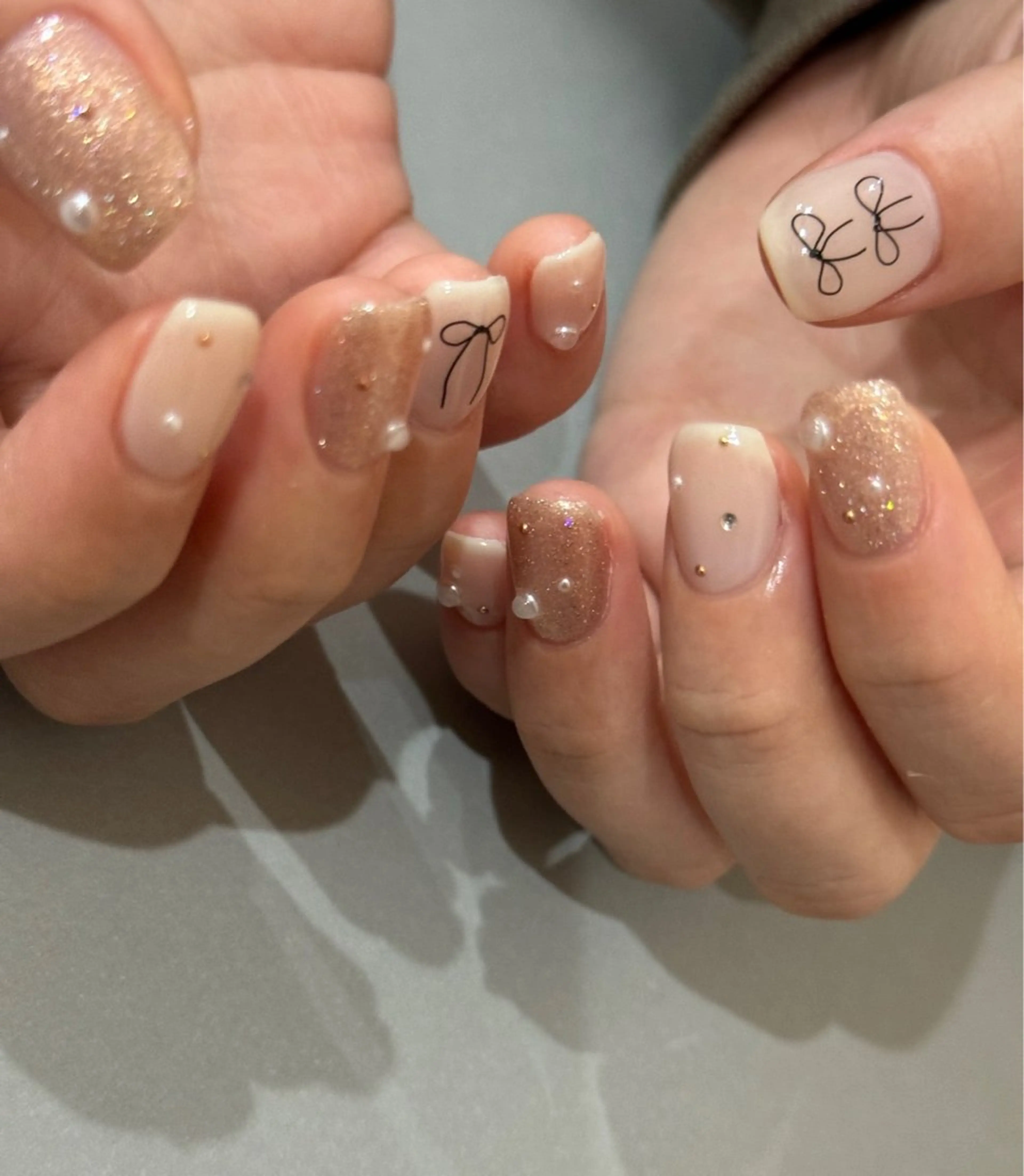 ネイル ニュアンスネイル リボン ハンドネイル lacier nailのネイルデザイン