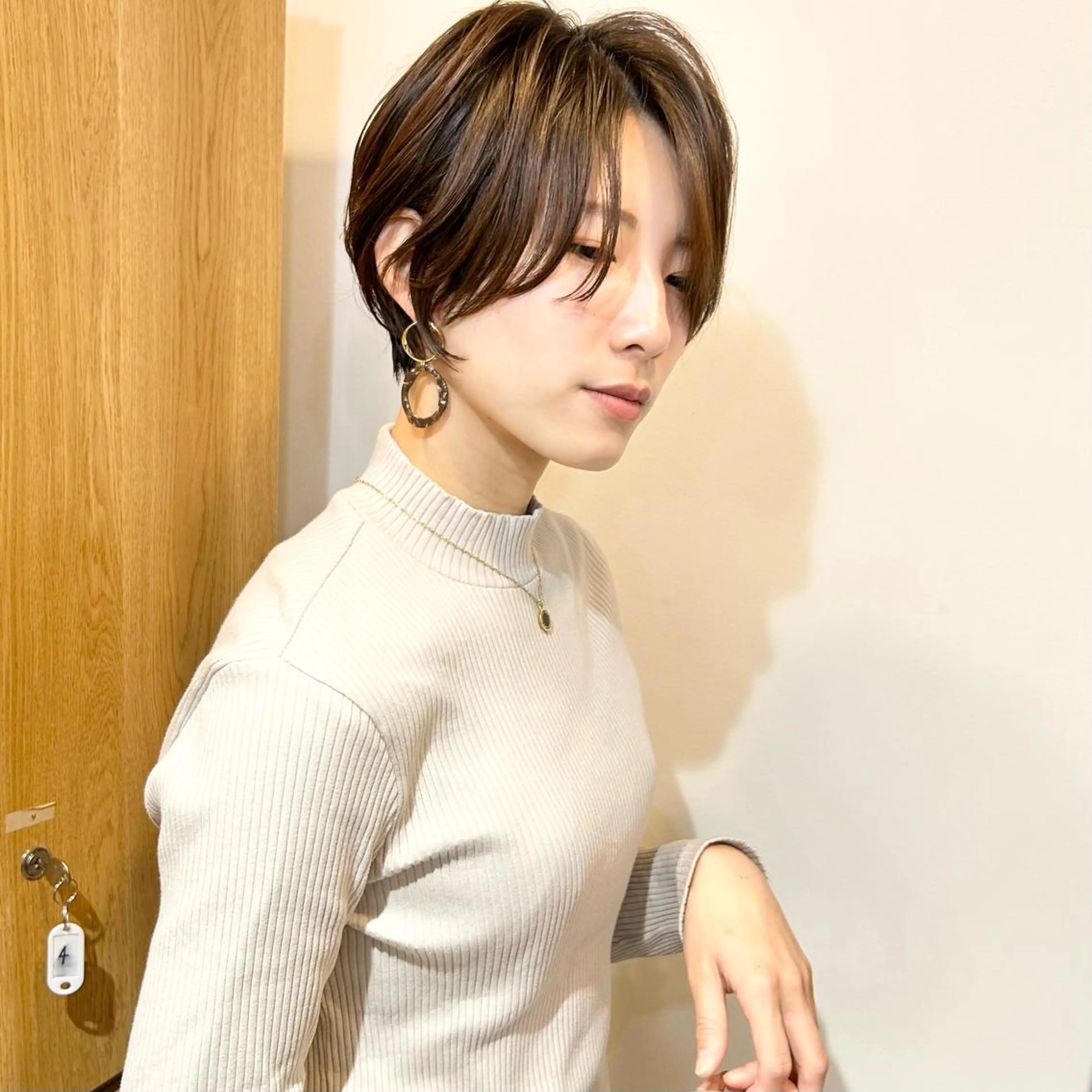 ショート カラー ブリーチ ケアブリーチ ダブルカラー ハイライトカラー イルミナカラー lab.by ioe中崎店所属・中北篤志 ショートボブのヘアスタイル