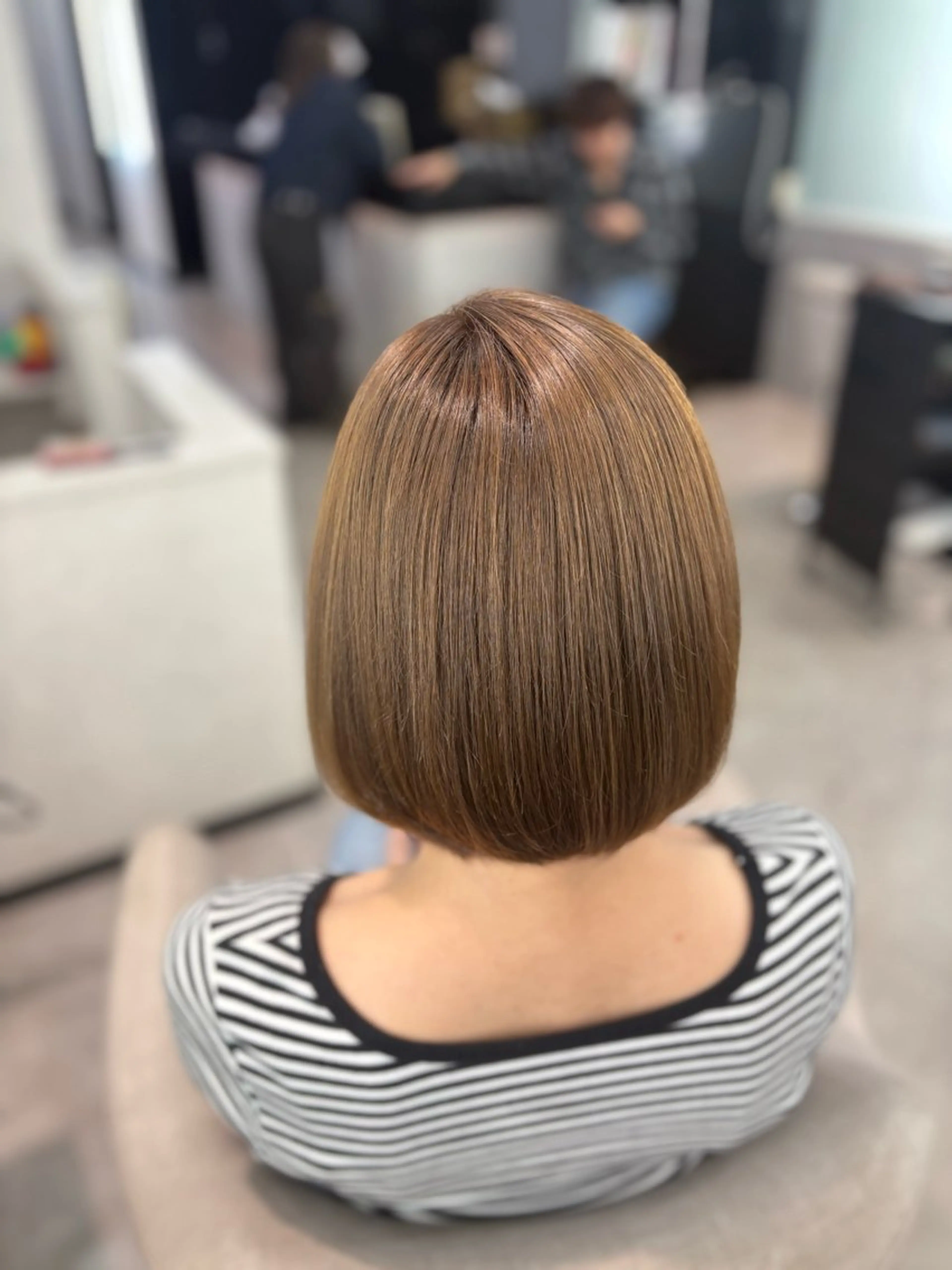 ショート カラー ベージュカラー Wixy mimi所属・Miu🐰/栄/艶髪 名古屋/ピンク髪のヘアスタイル