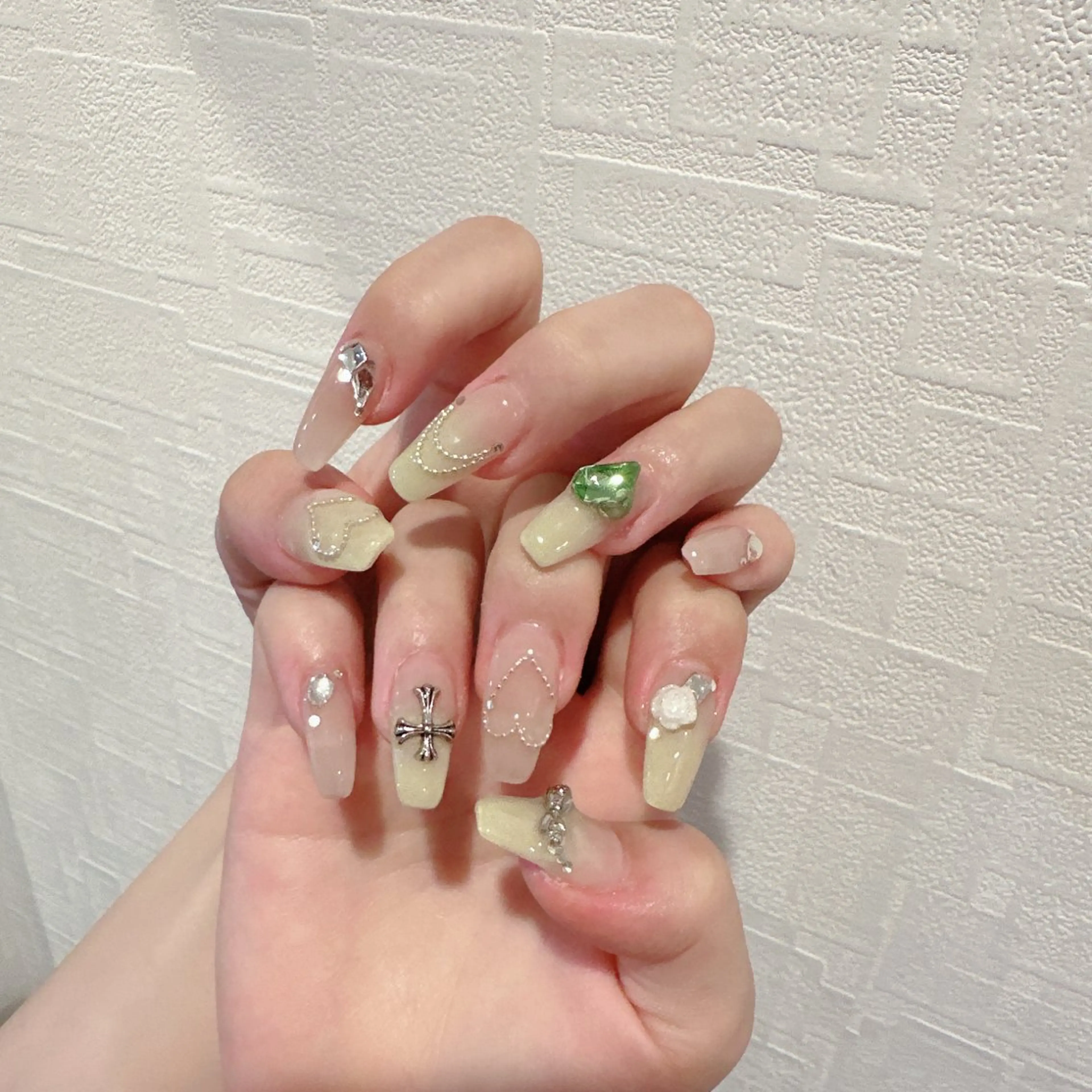ネイル ハンドネイル D-BEAUTY Nailsalonのネイルデザイン