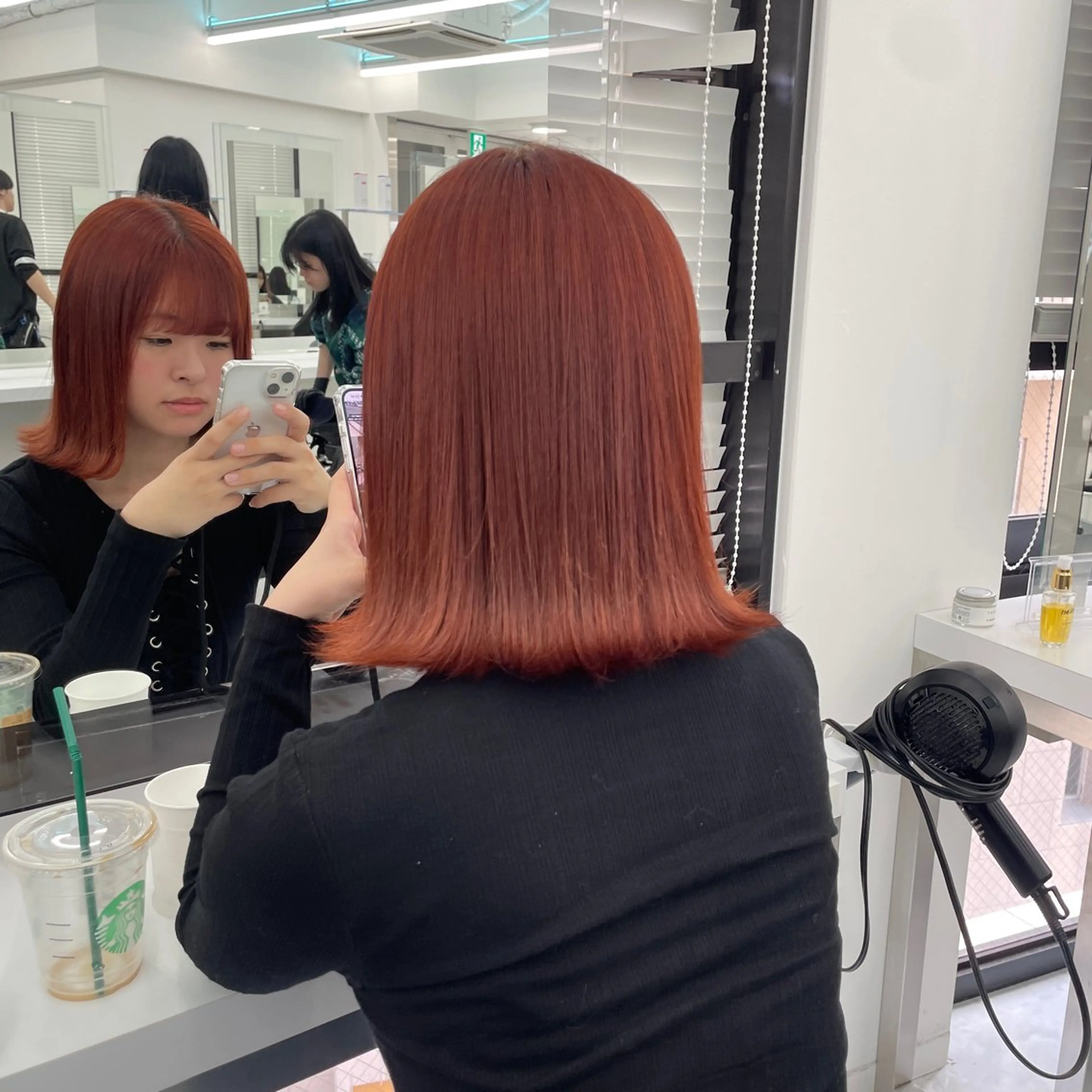 ロング ヘアカラー 大人上品🤍明るめ ベージュ🤍REOのヘアスタイル