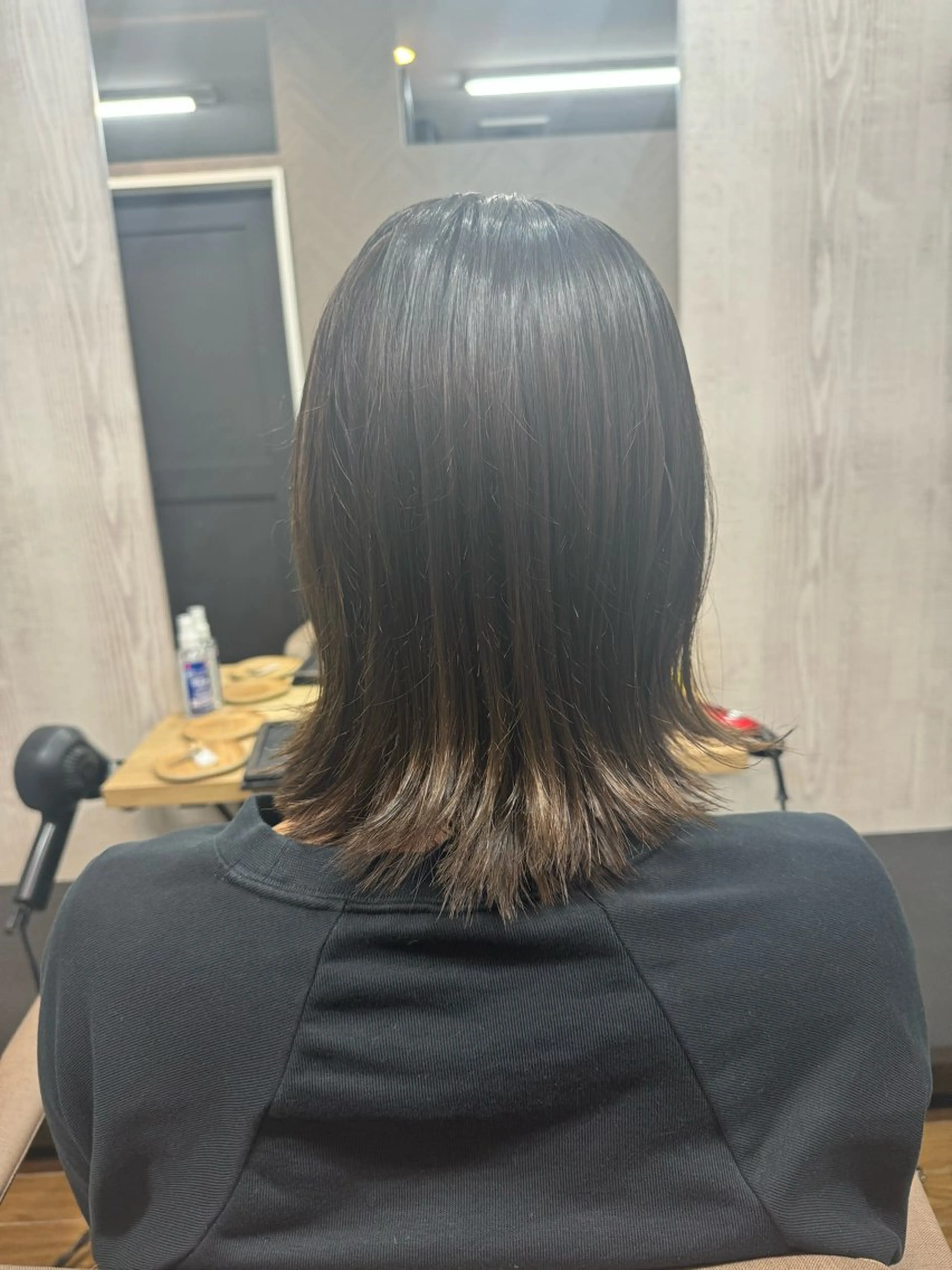 ミディアム カラー グレージュ カット ヘアカラー TELA HAIR 稲毛店　千尋のヘアスタイル
