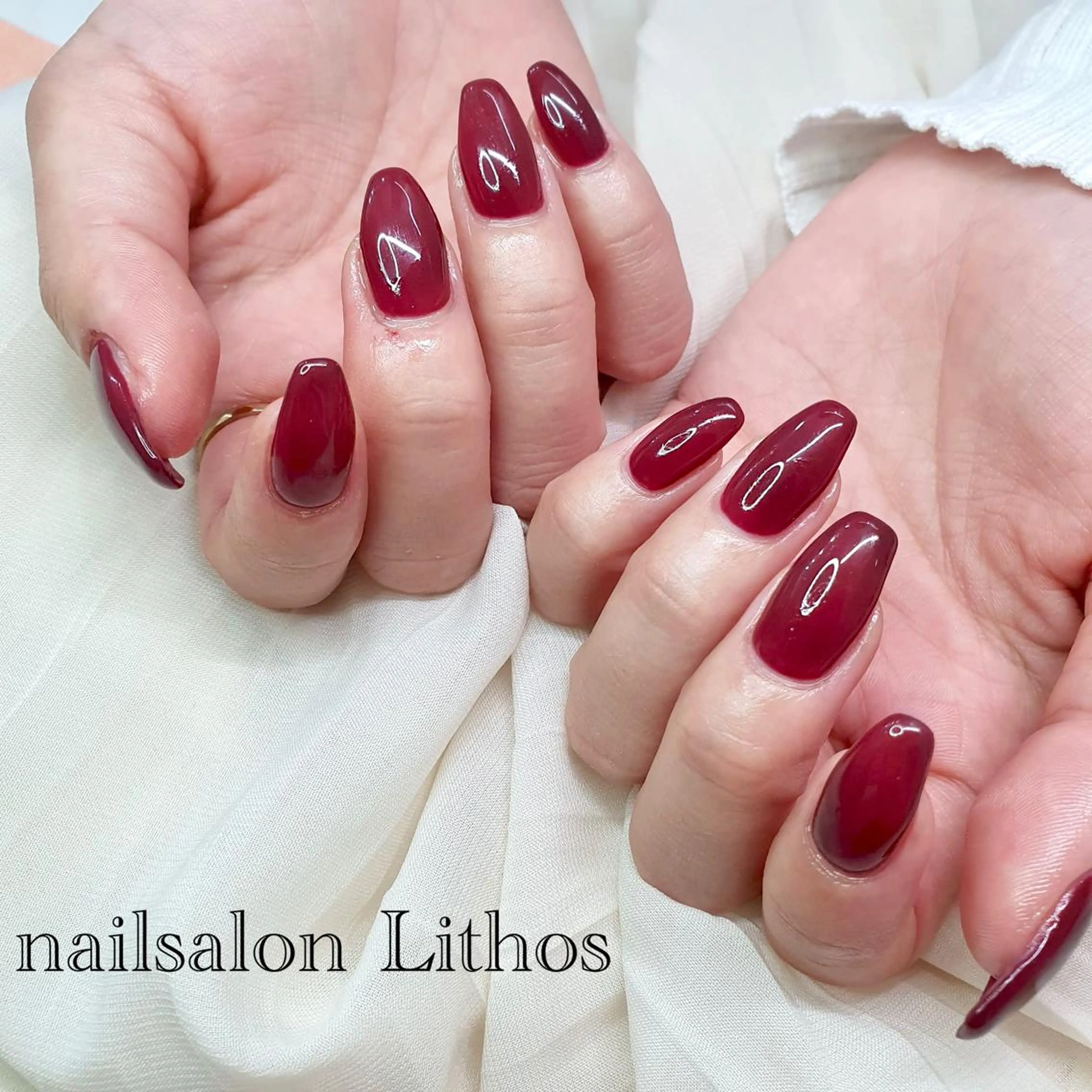 ネイル ボルドー ハンドネイル nailsalon Lithos所属・nailsalon Recontreのネイルデザイン
