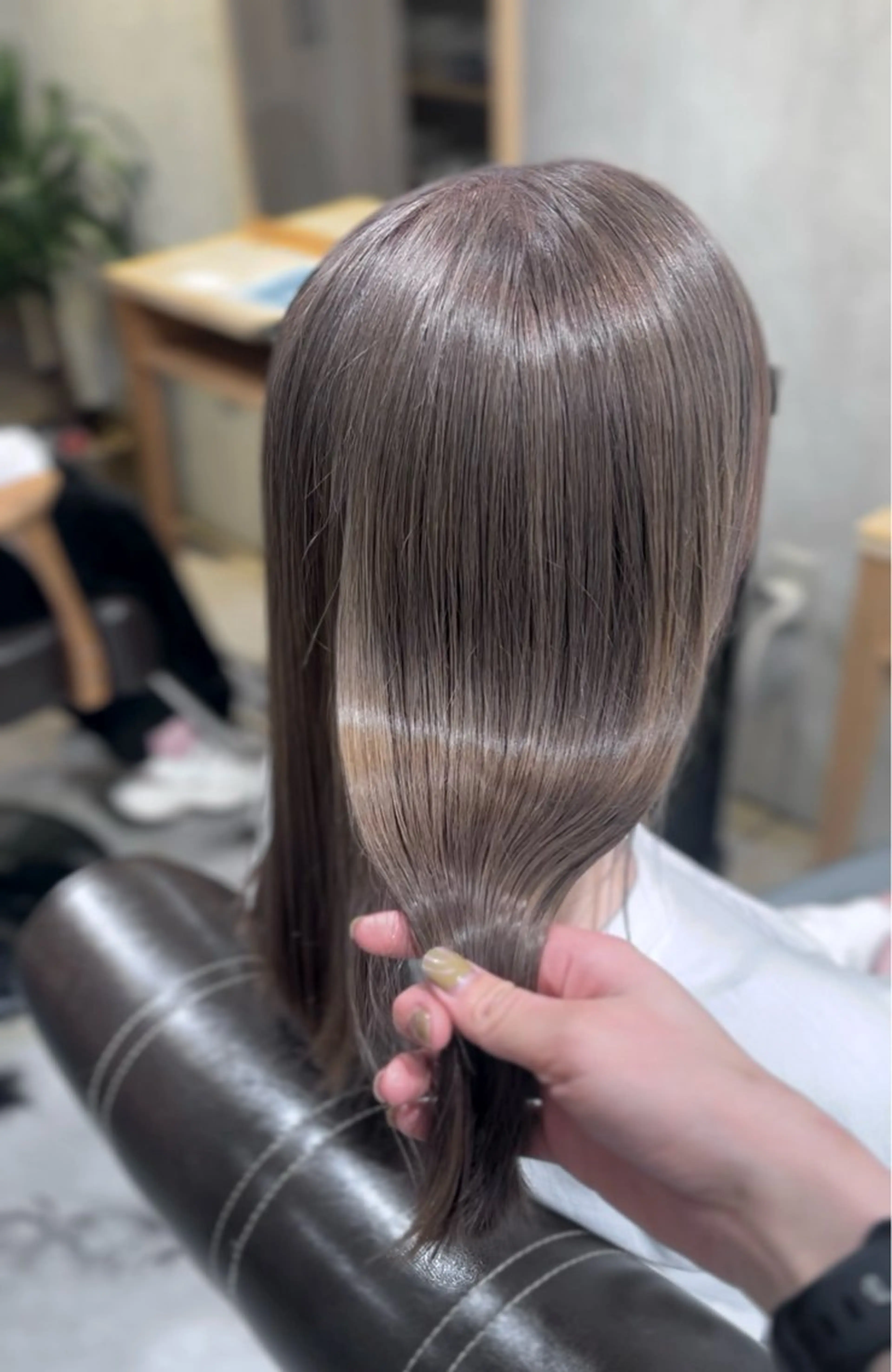 カラー ベージュカラー ミルクティーベージュ ヘアカラー トリートメント bel./arie ⠀ ⠀ ⠀のヘアスタイル