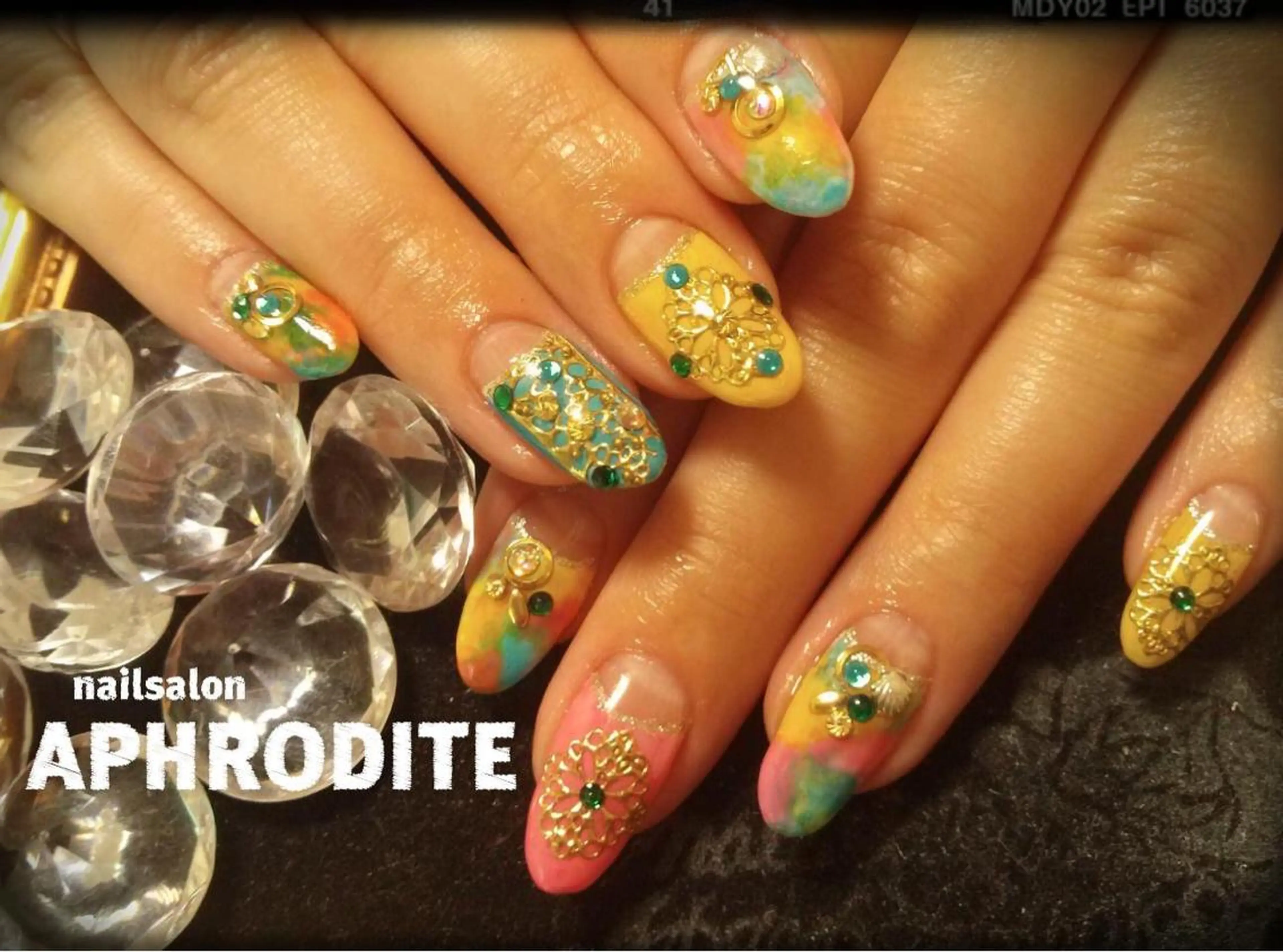 カラー パーマ ヘアアレンジ ネイル アートネイル ジェルネイル APHRODITE Nagisaのネイルデザイン